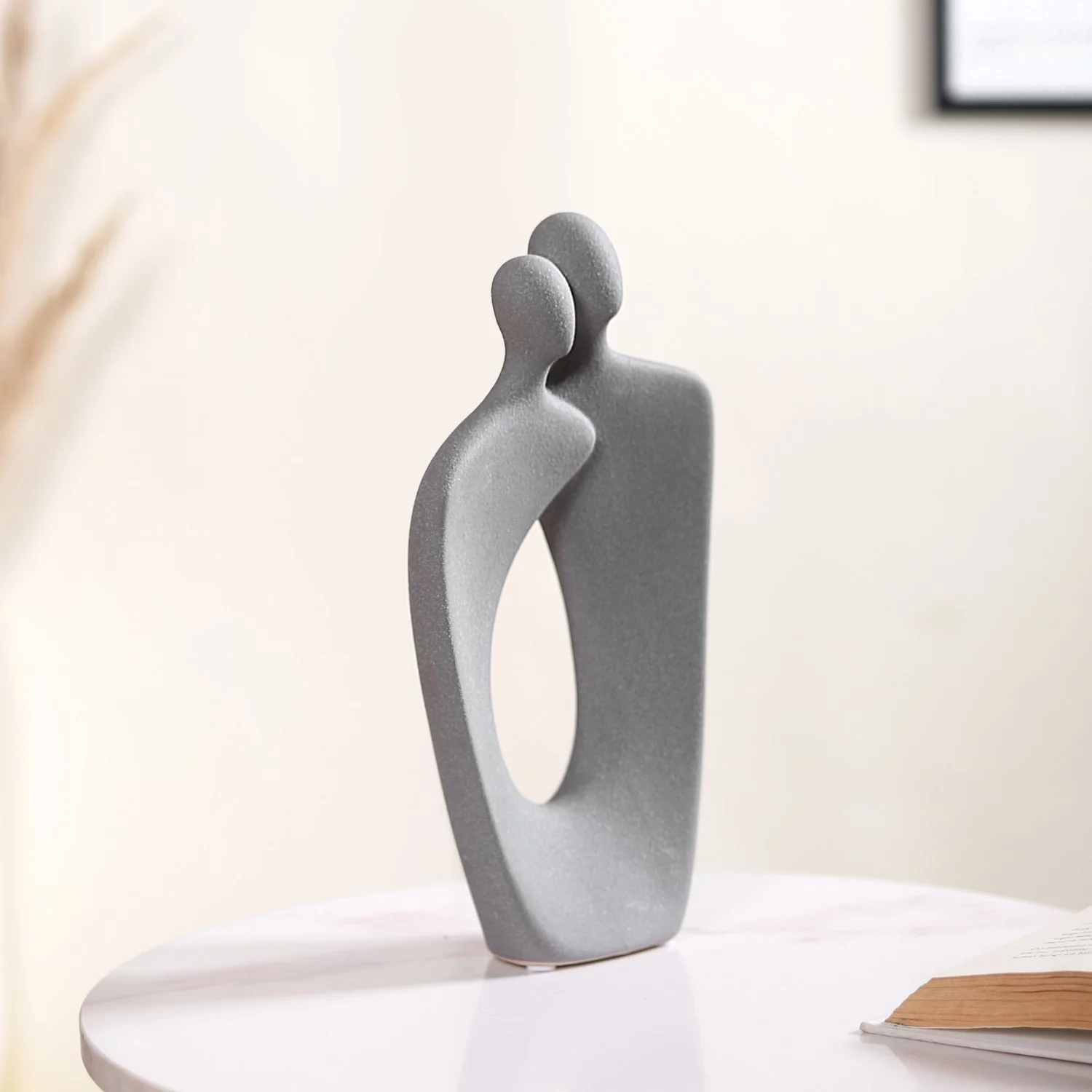 Embrace Couple Decor Sculpture - Image 6