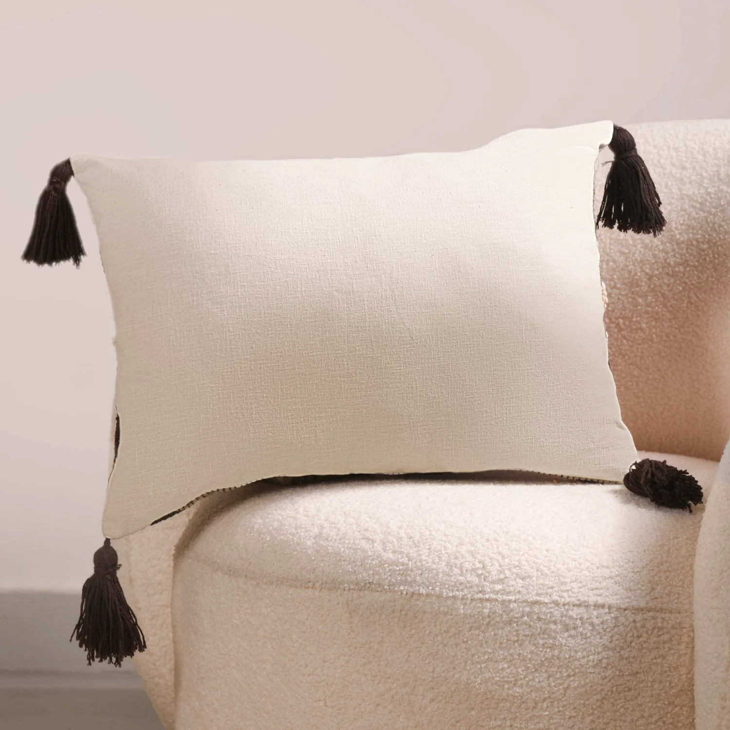 Embroidered Pattern Throw Cushion Cover 20x14 Inch - Image 7
