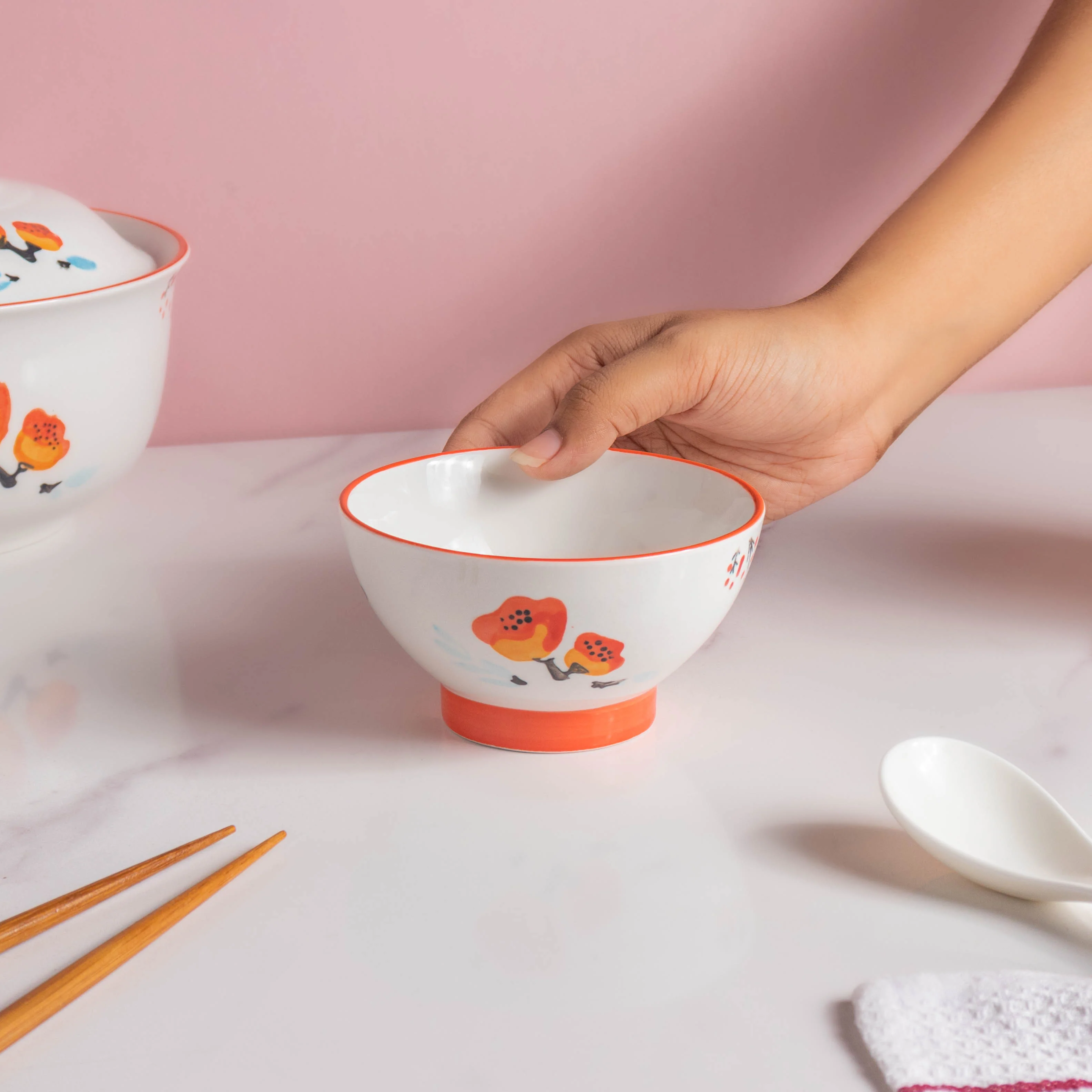 Floral Heart Plates and Pot For 4 - Image 15