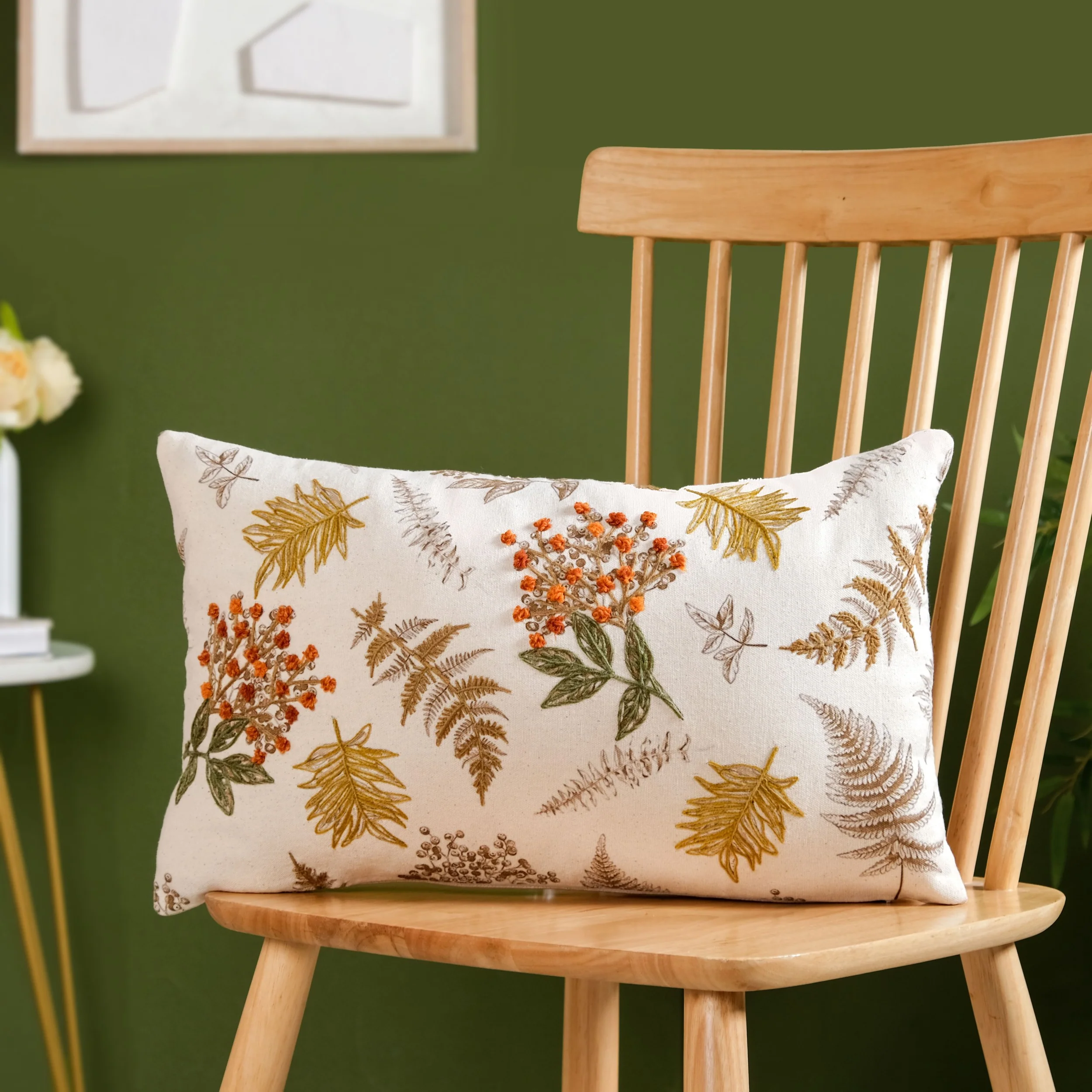Floral Minimalism Embroidered Cotton Slub Cushion Cover 50x30cm