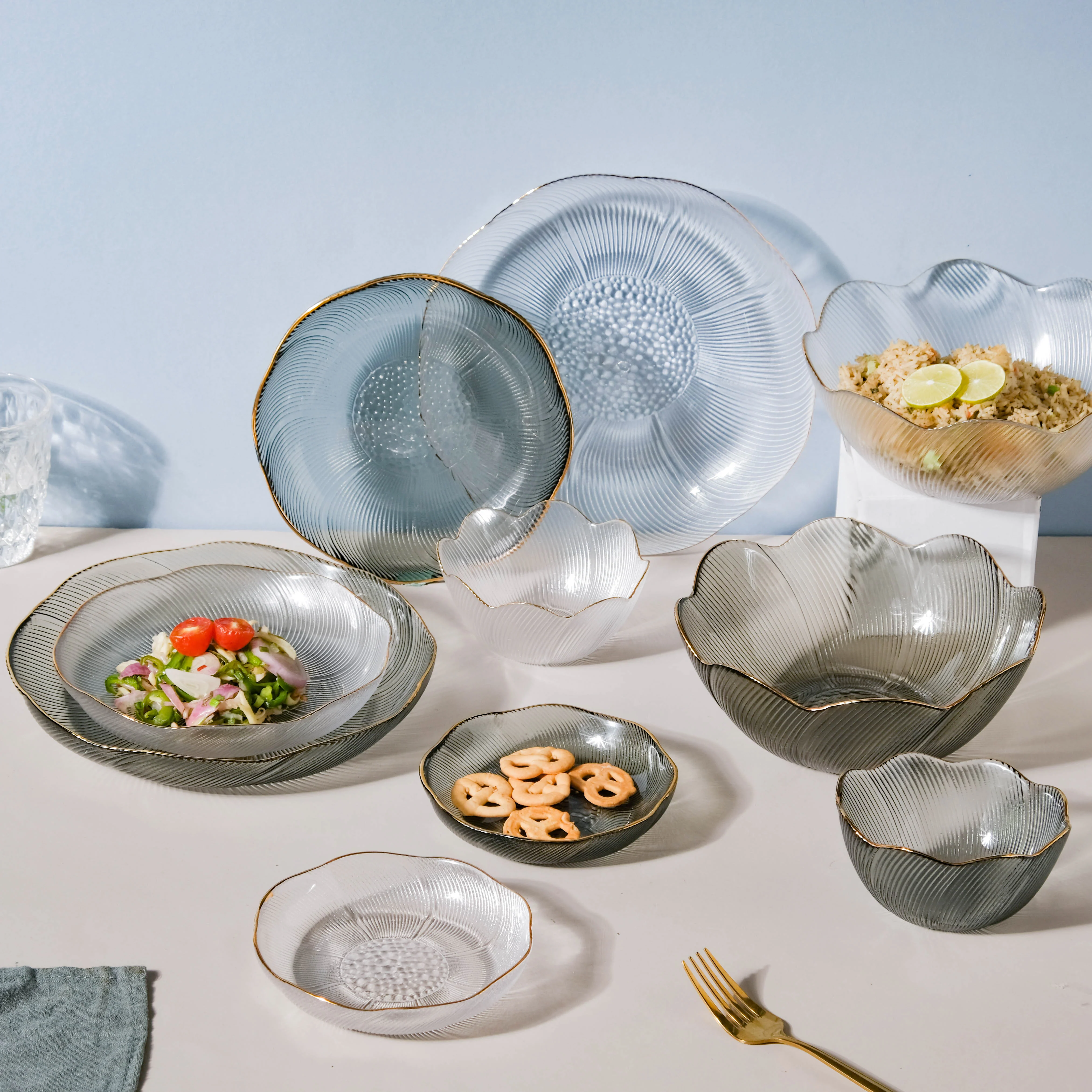 Flower Glass Pasta Plate Grey - Image 7