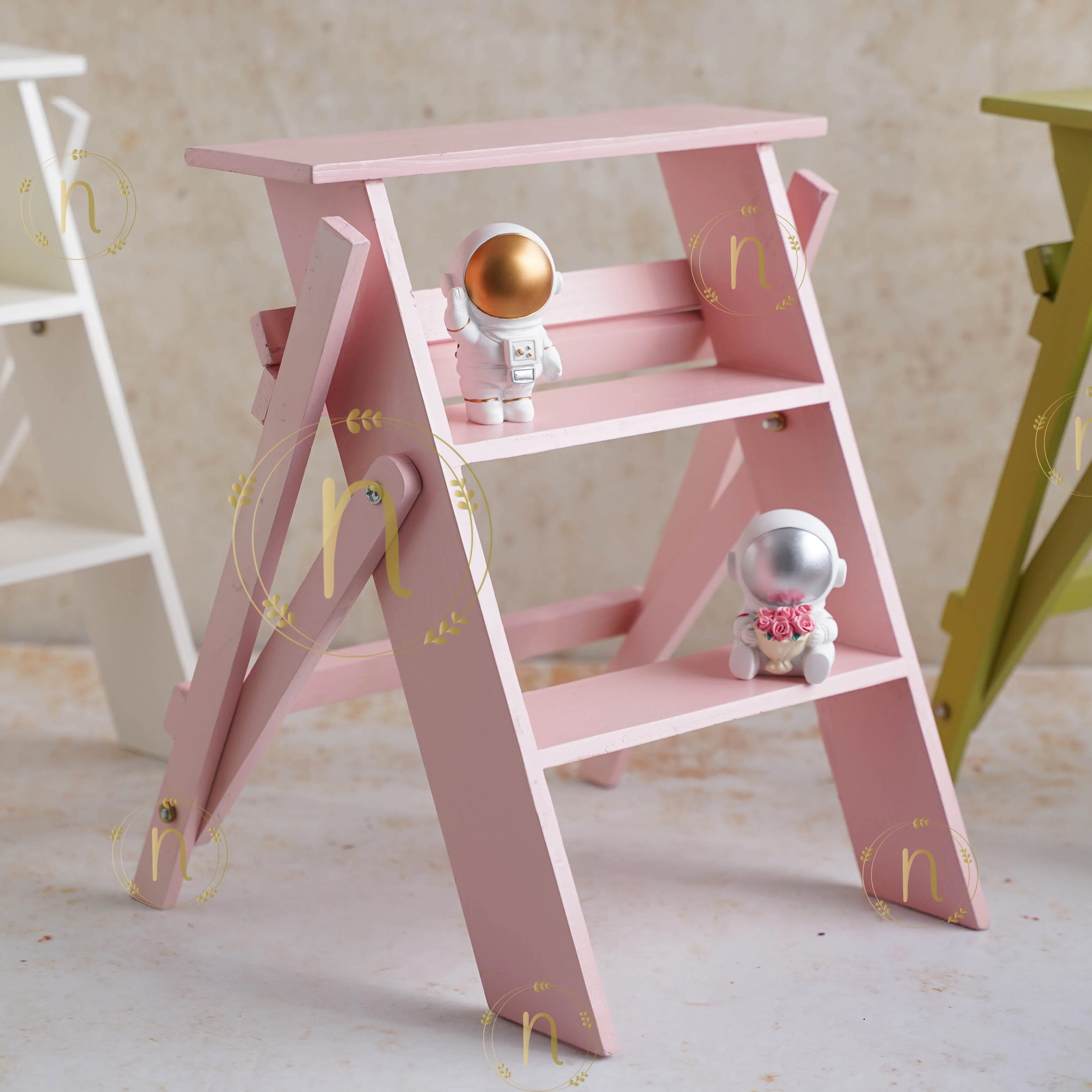 Foldable Stand - Image 8