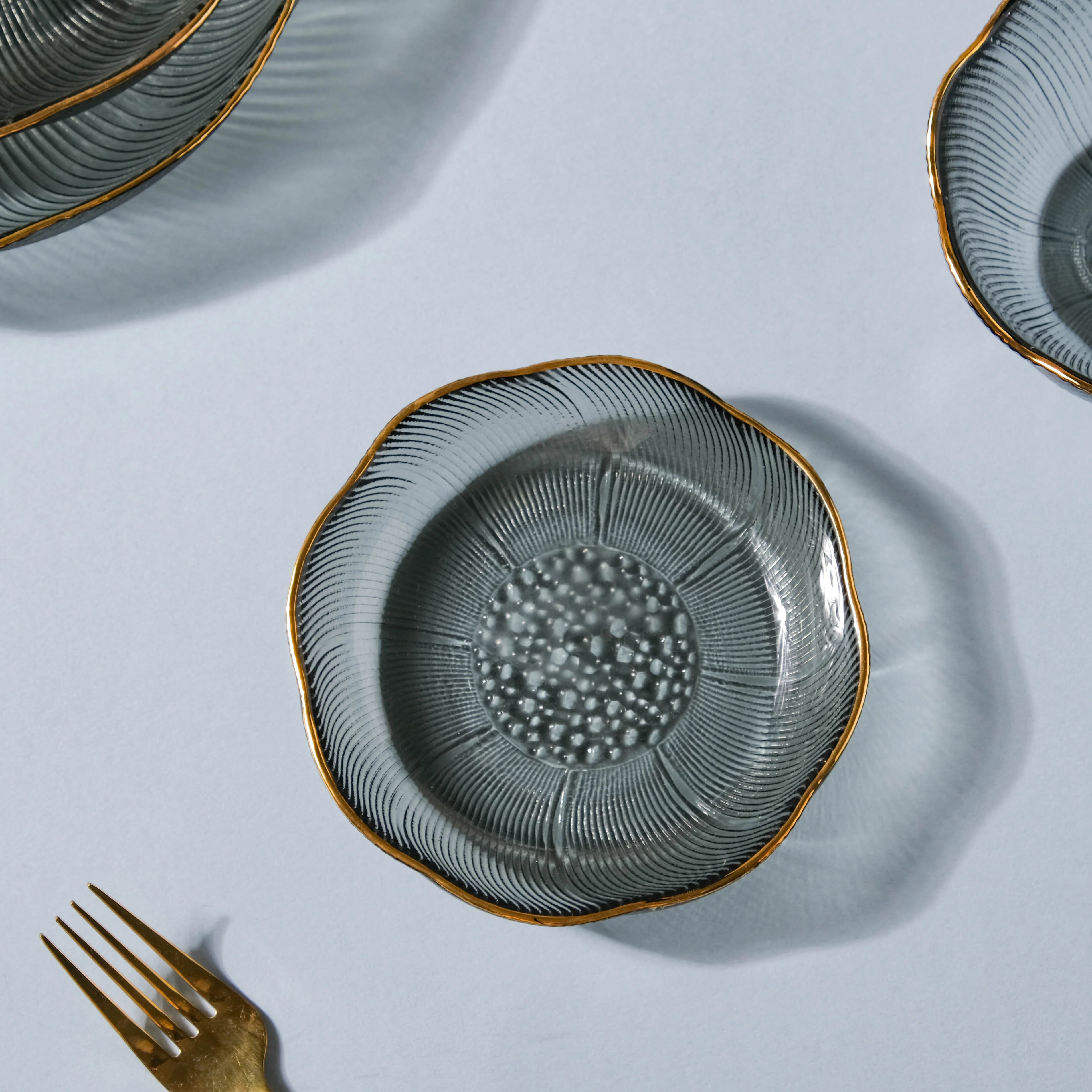 Flower Glass Dessert Plate Grey - Image 4