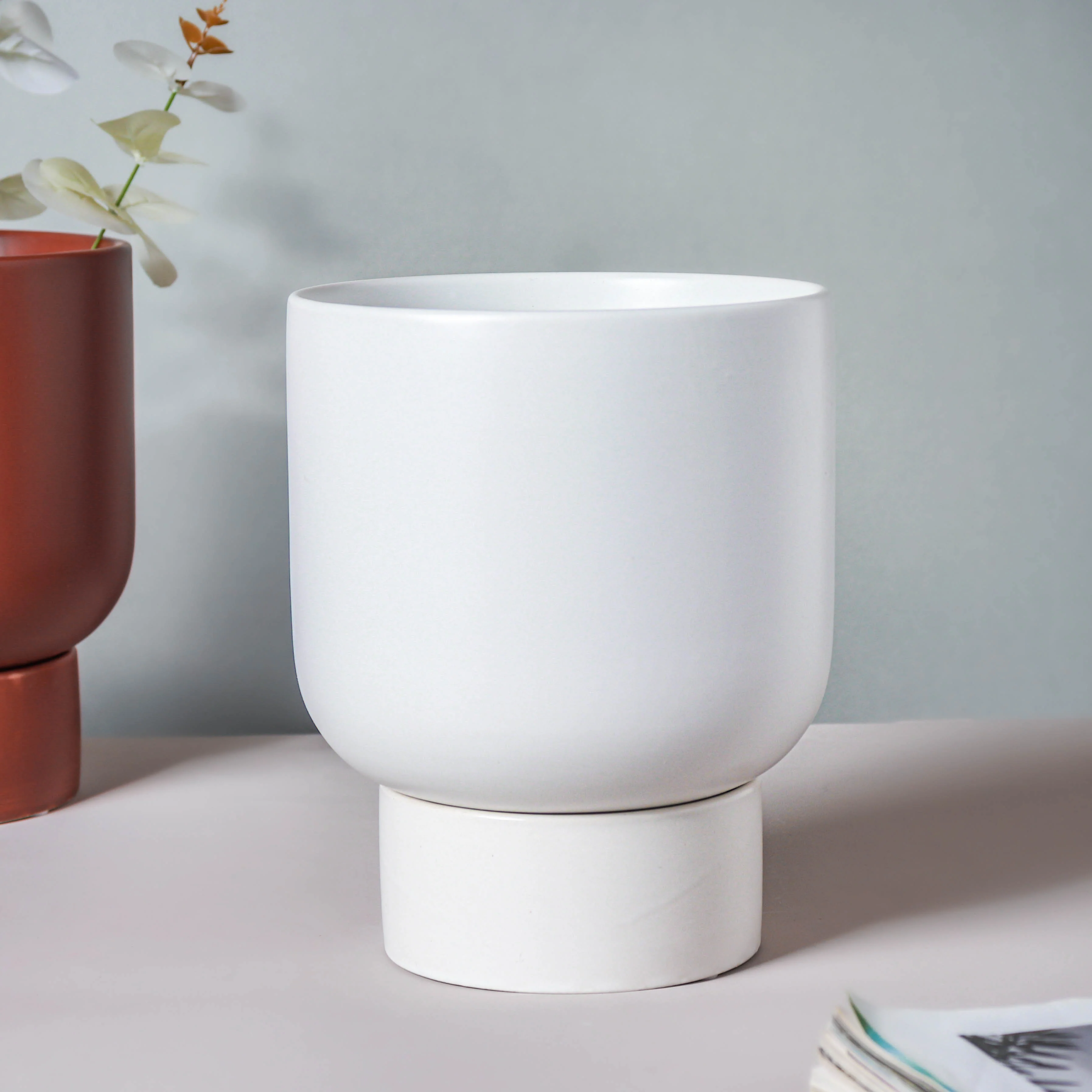 Glazed Flower Planter With Stand - Image 9