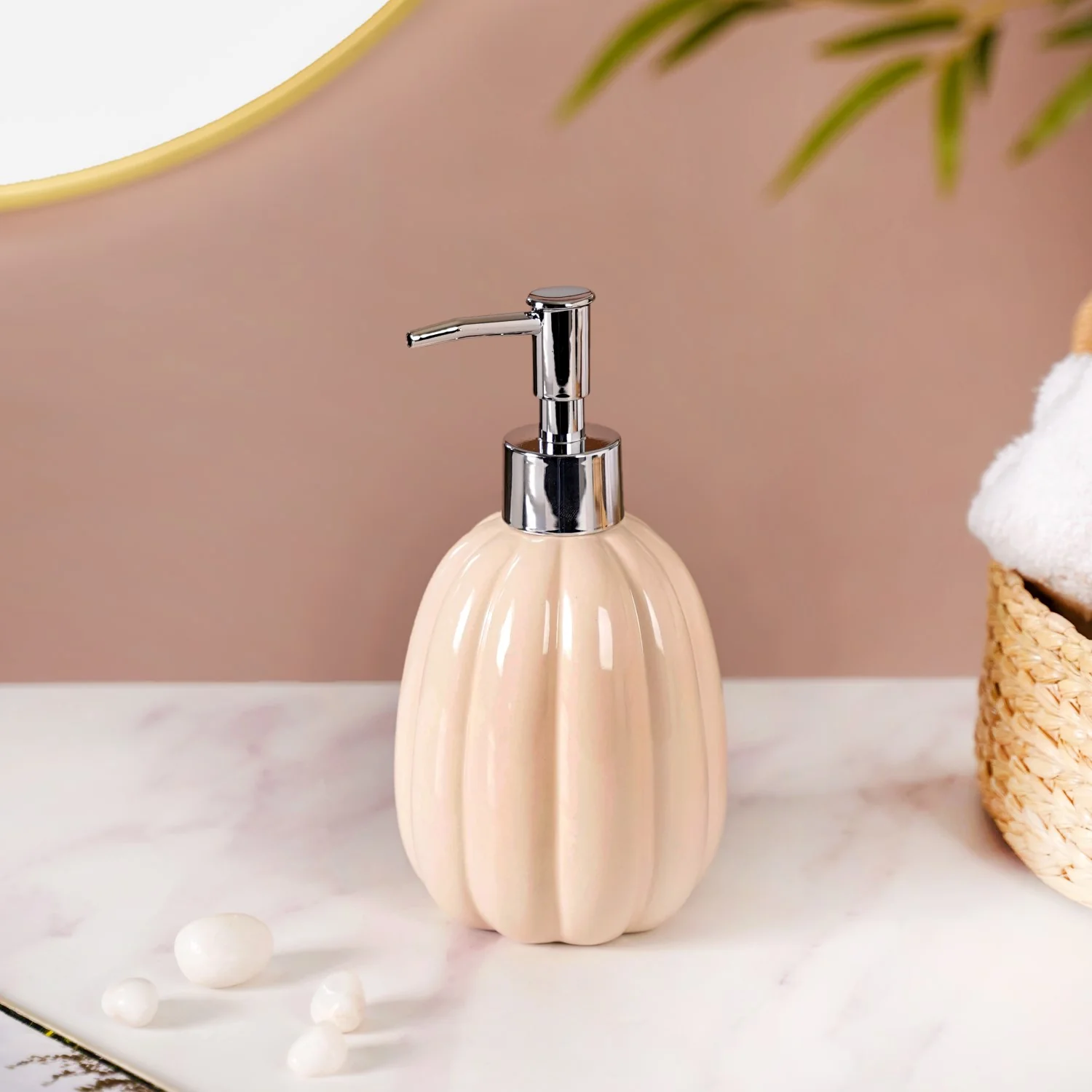 Glossy Handwash Dispenser Beige 400ml - Image 6