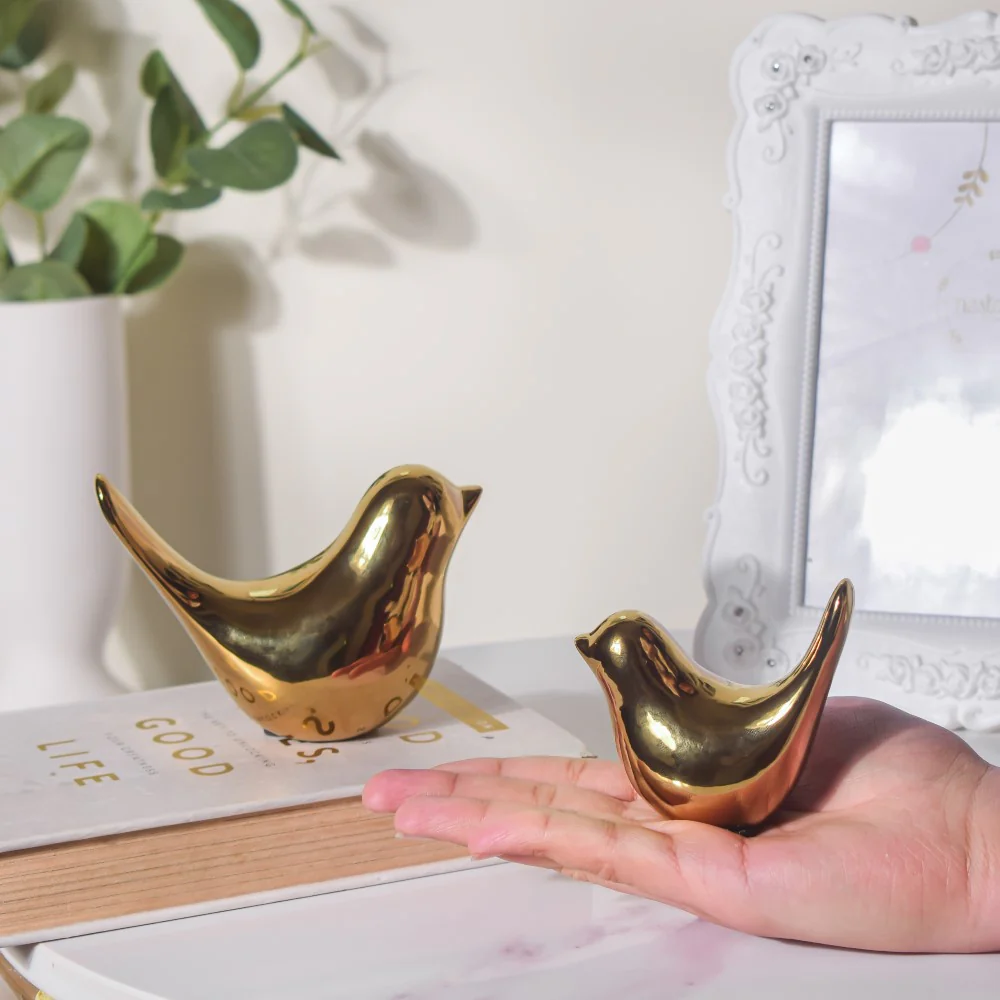 Gold Bird Statue - Image 4