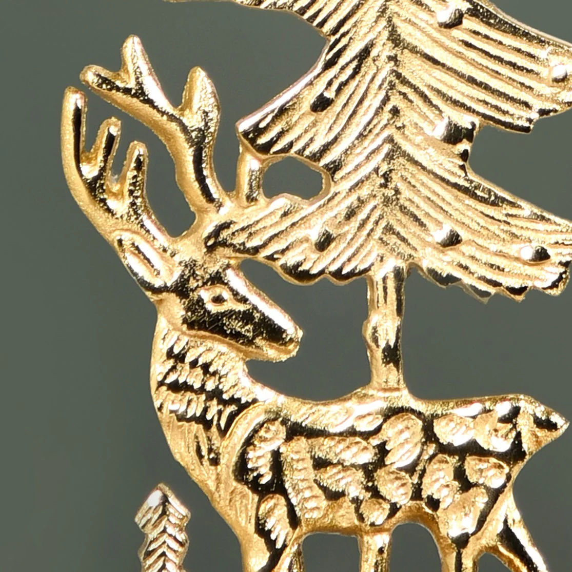 Gold Reindeer Showpiece With Tea Light Holder - Image 7