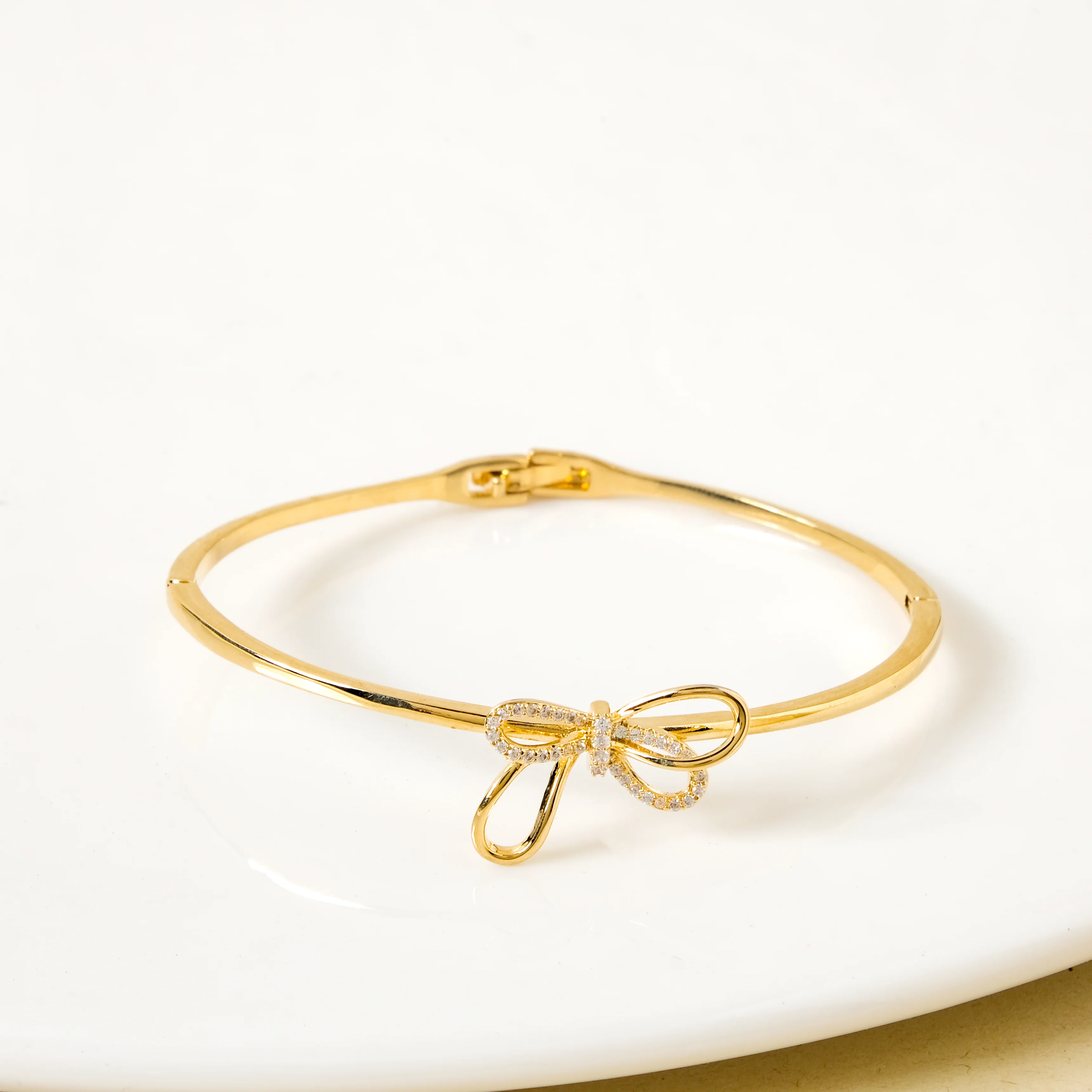 Gold Shine Knot Bracelet - Image 6
