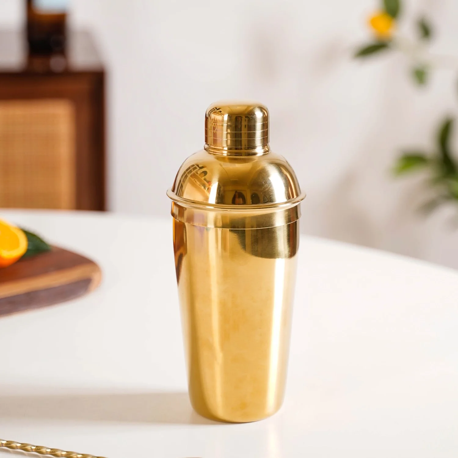 Gold Stainless Steel Cocktail Shaker 650ml - Image 8
