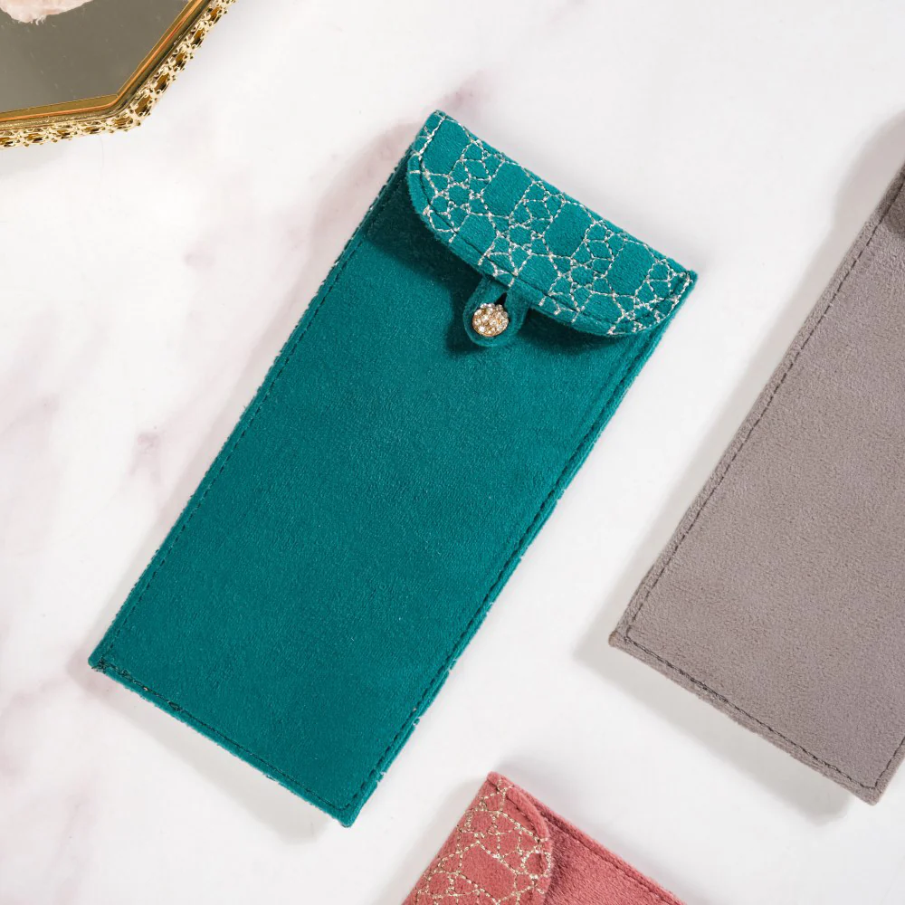 Golden Velvet Money Envelope Set Of 4 7x3 Inch - Image 9