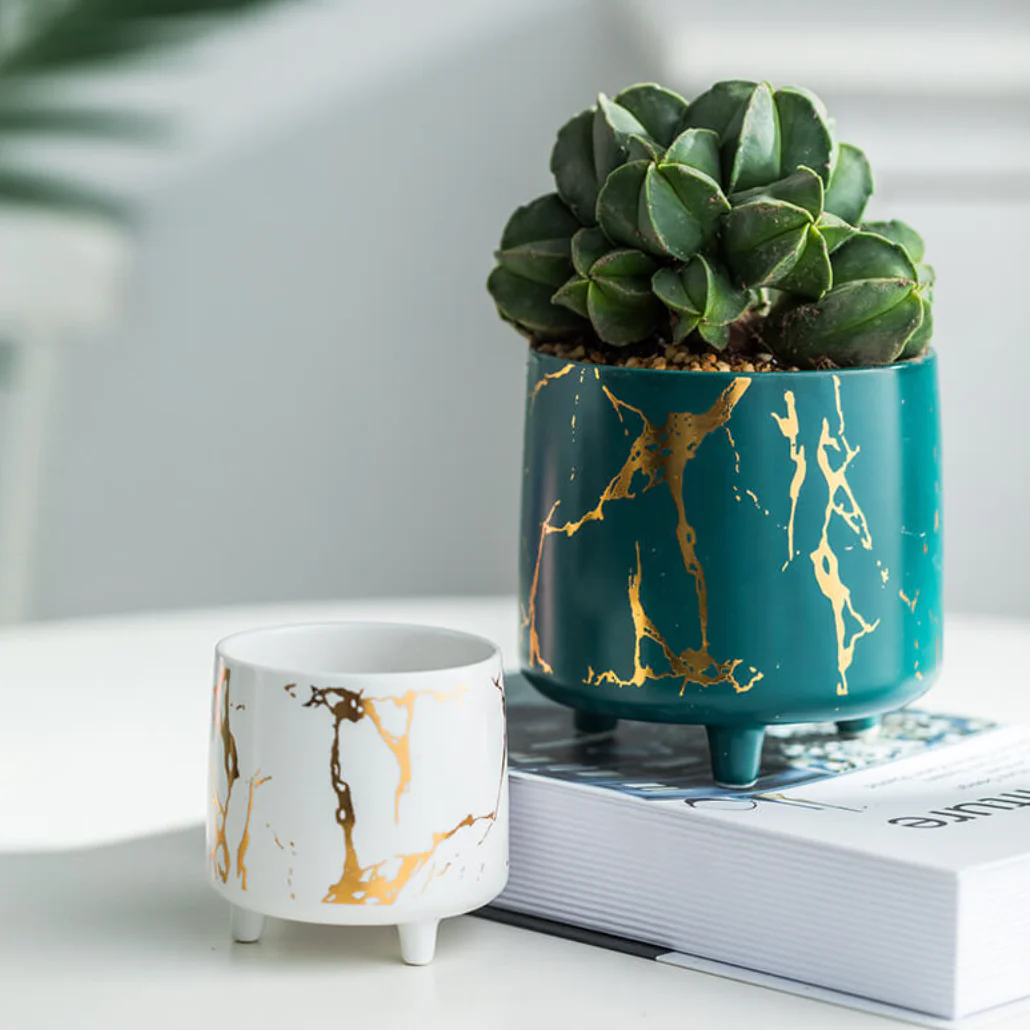 Halcyon Gold White Marble Ceramic Planter With Legs Small - Image 8