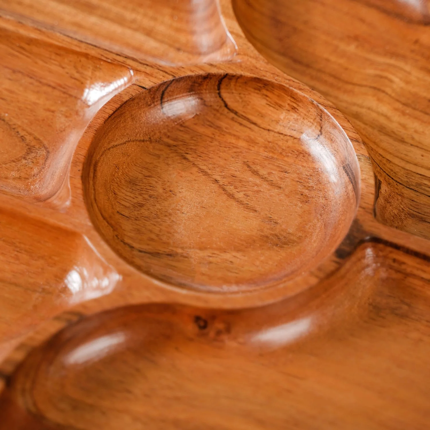 Hamsa Hand Wooden Platter With Dip Bowl - Image 10
