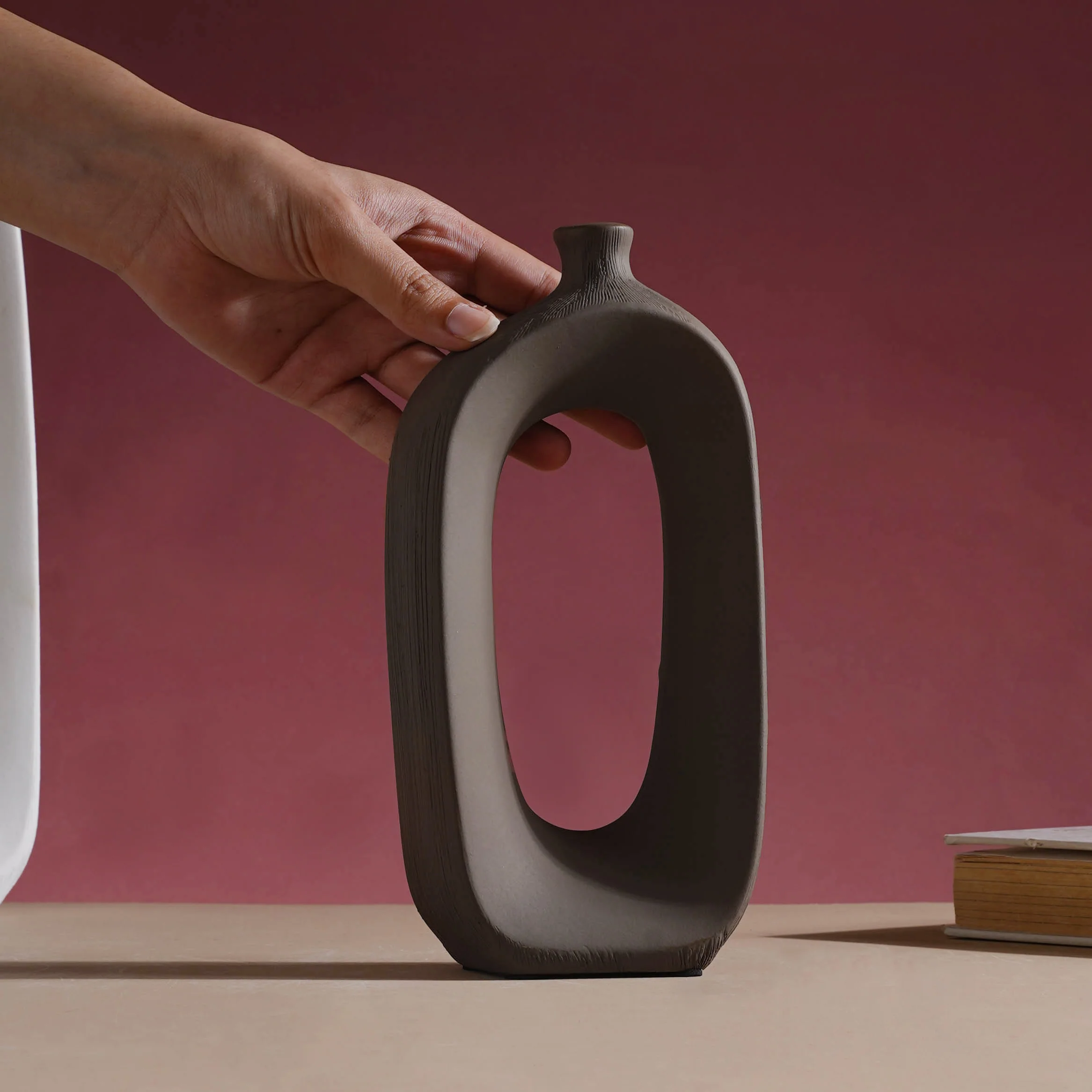 Hollow Vase - Image 5