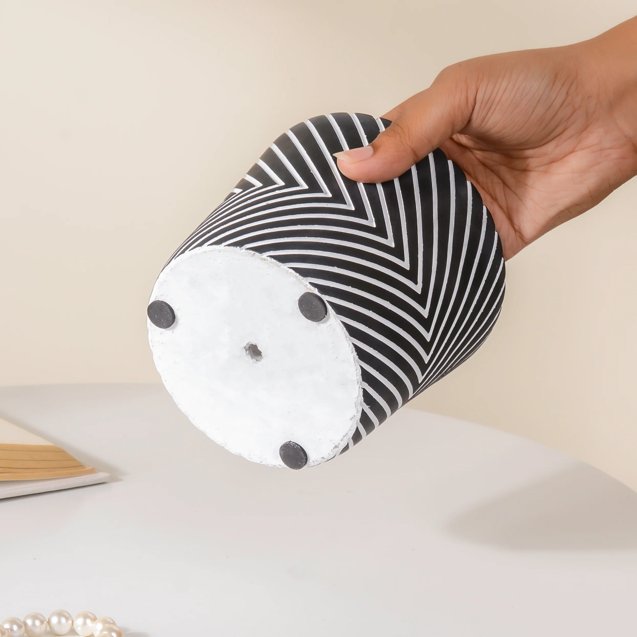 Horizontal Chevron Pot Small - Image 7