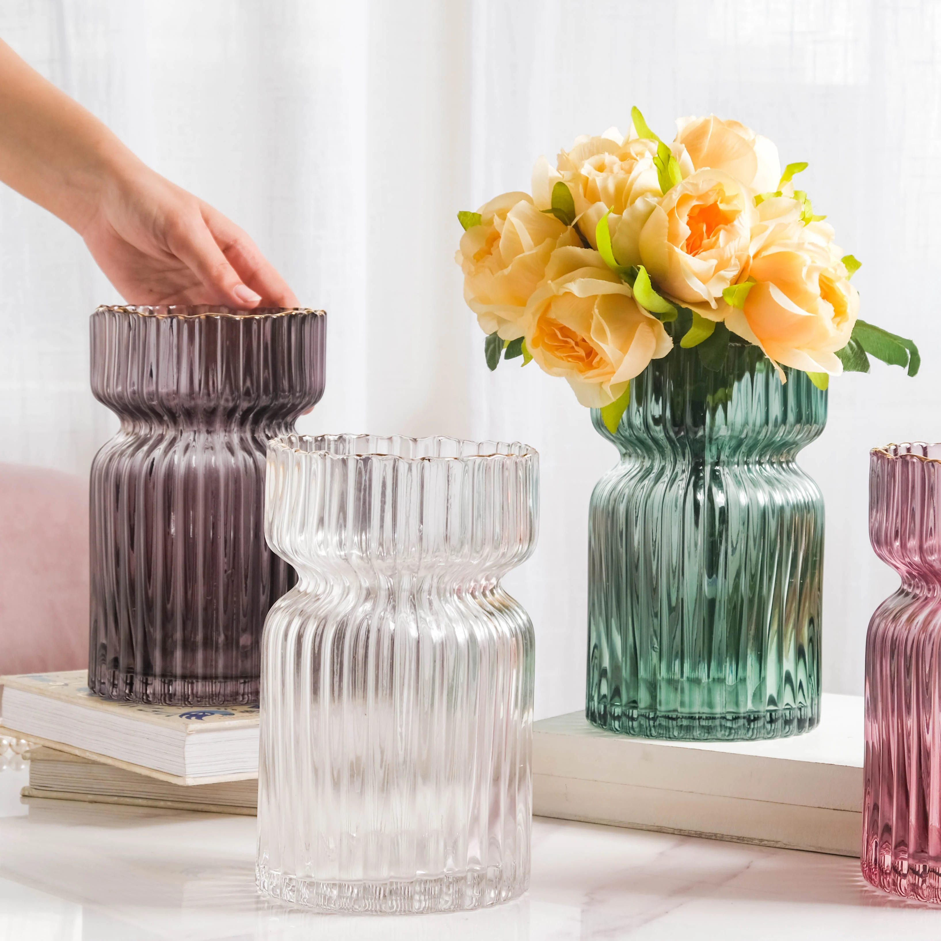 Hourglass Vase - Image 3