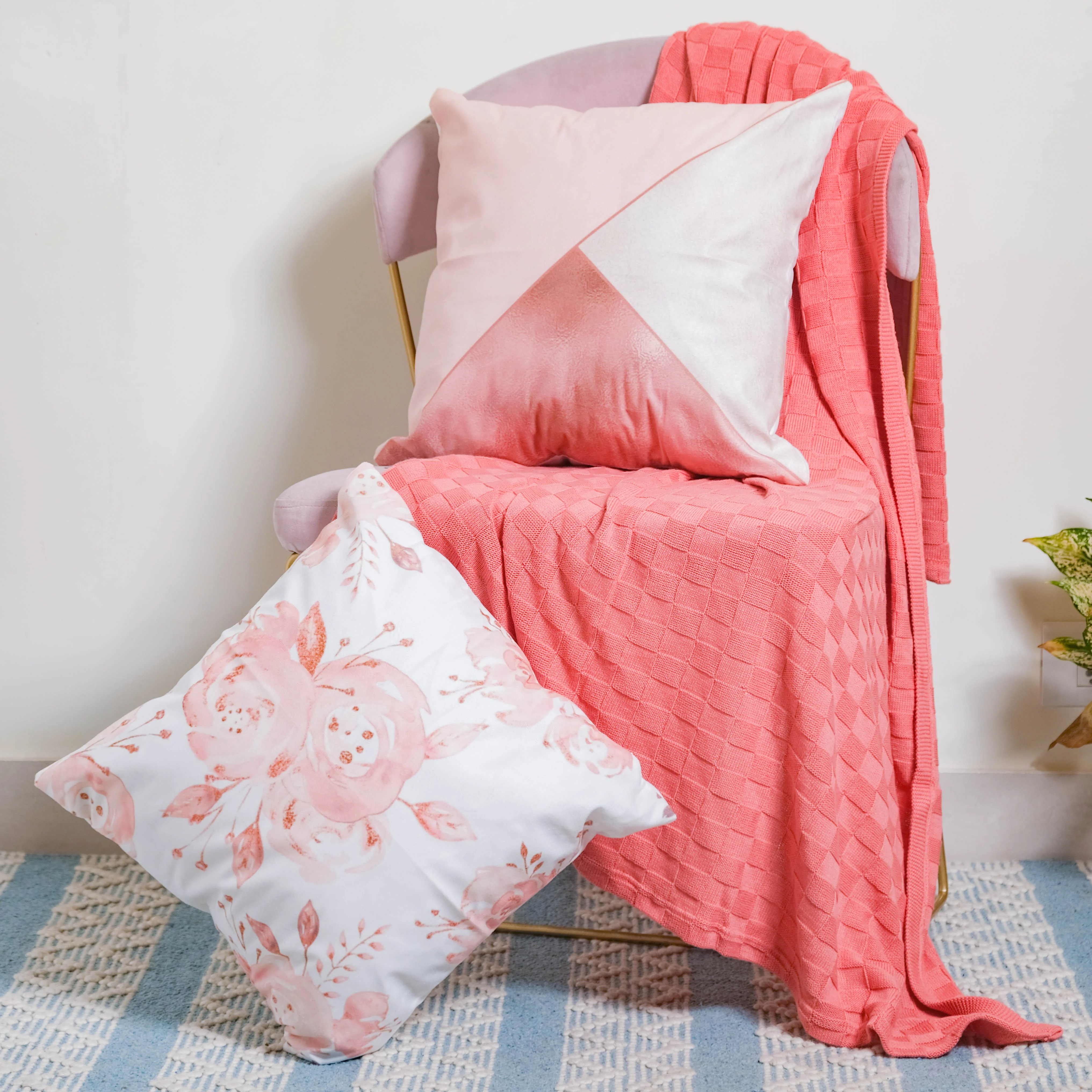 Hugs and Cuddles Hamper - Image 4