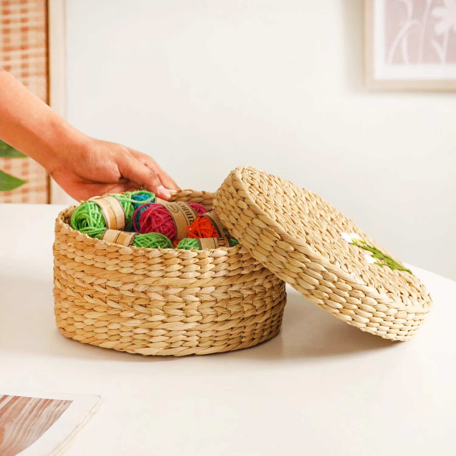 Kauna Round Basket With Lid – Handmade Box With Floral Embroidery - Image 3