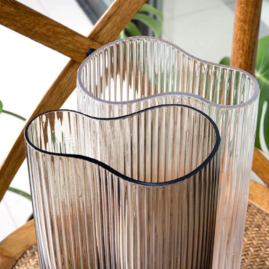 Large Contemporary Glass Vase - Image 2