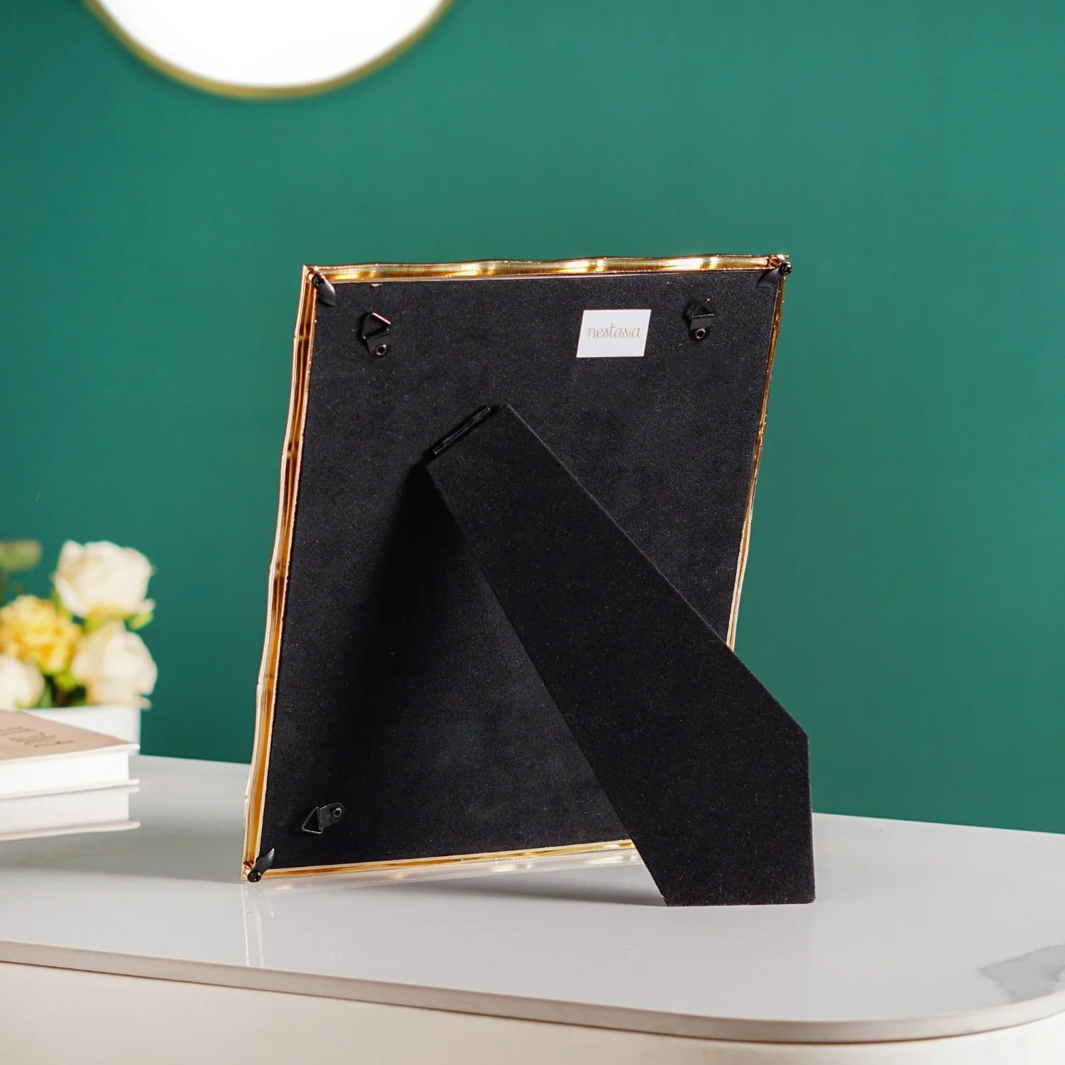 Large Gold Eco Edge Photo Frame 20x25cm - Image 6