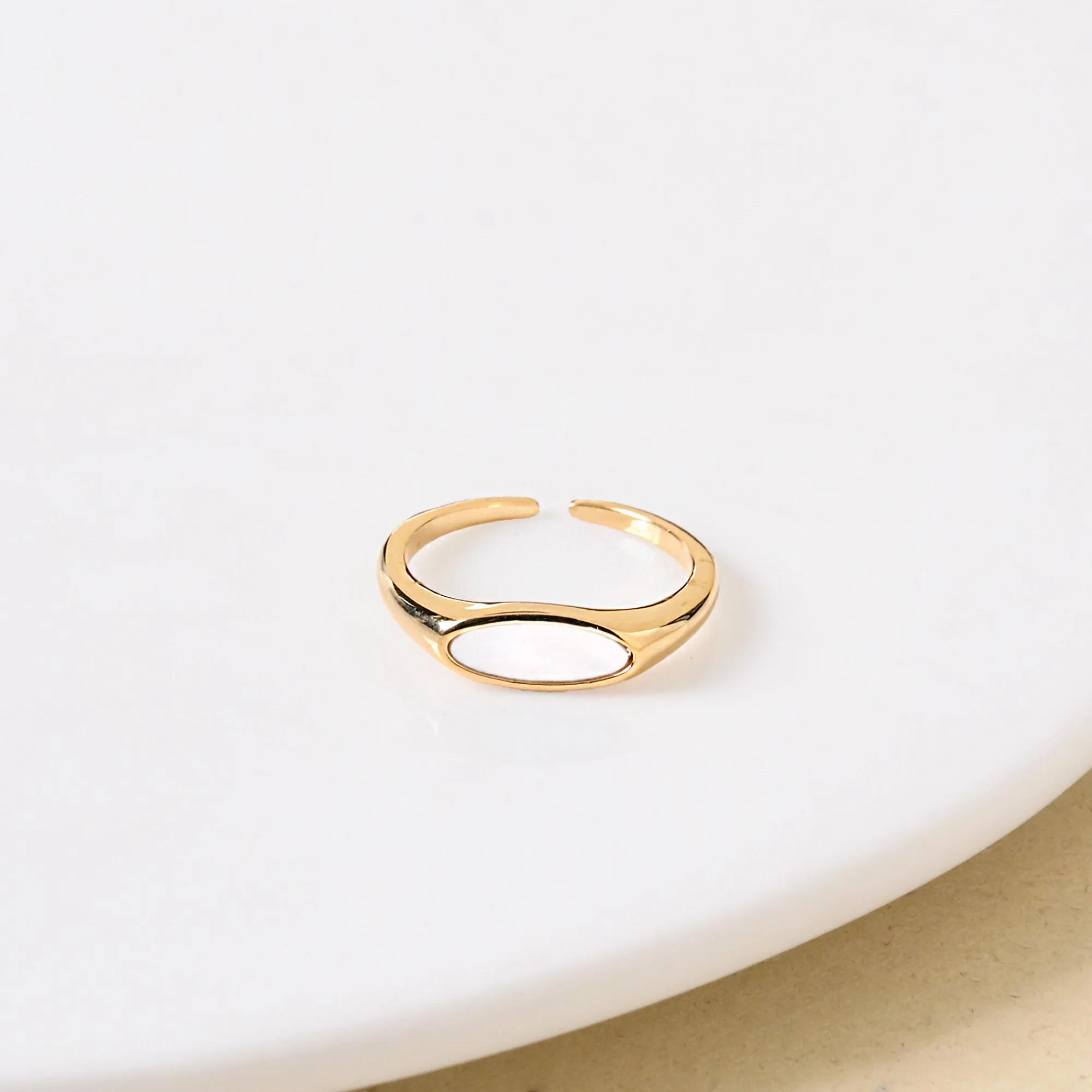 Lunar Glow Gold Ring - Image 5