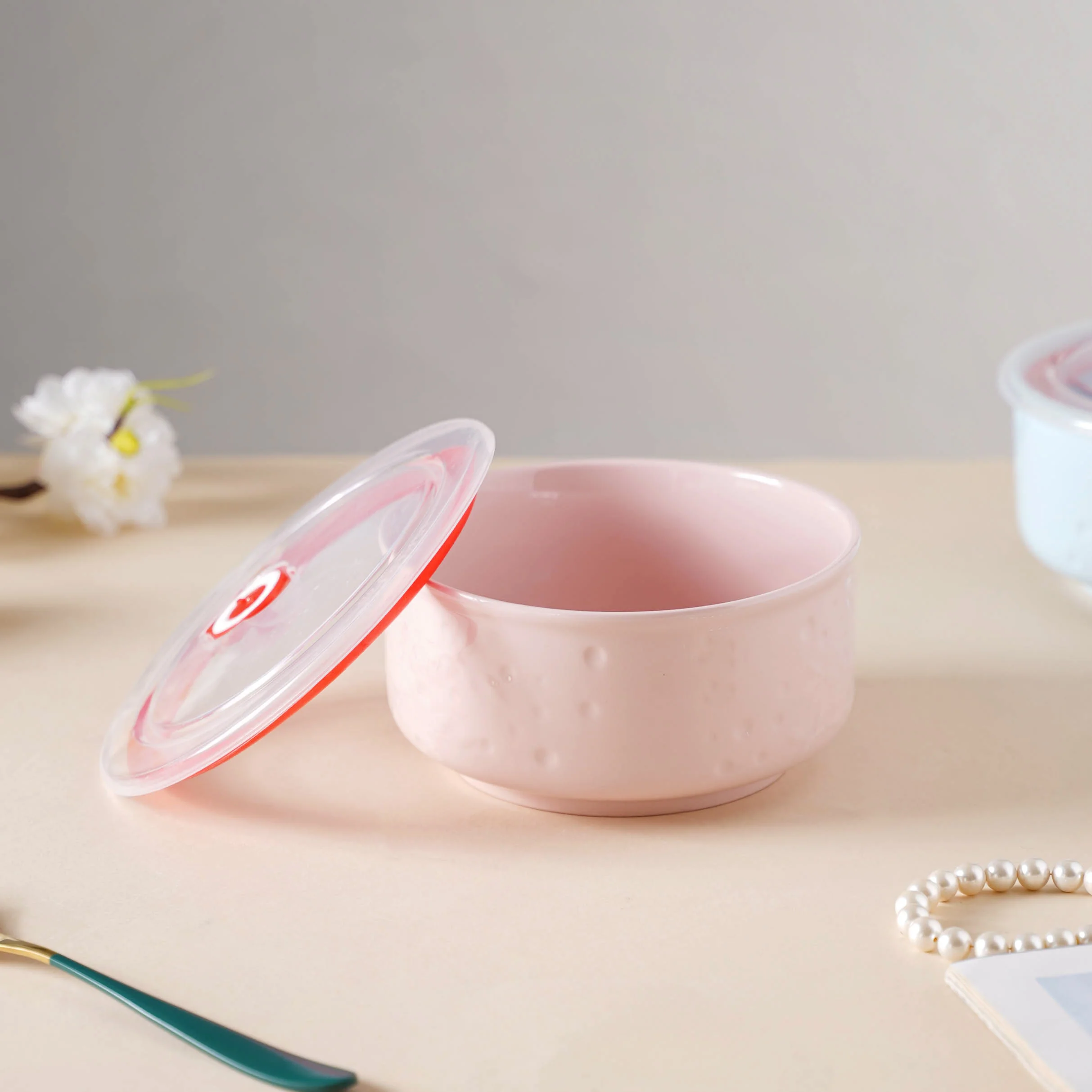 Lunch Bowl With Lid - Image 19