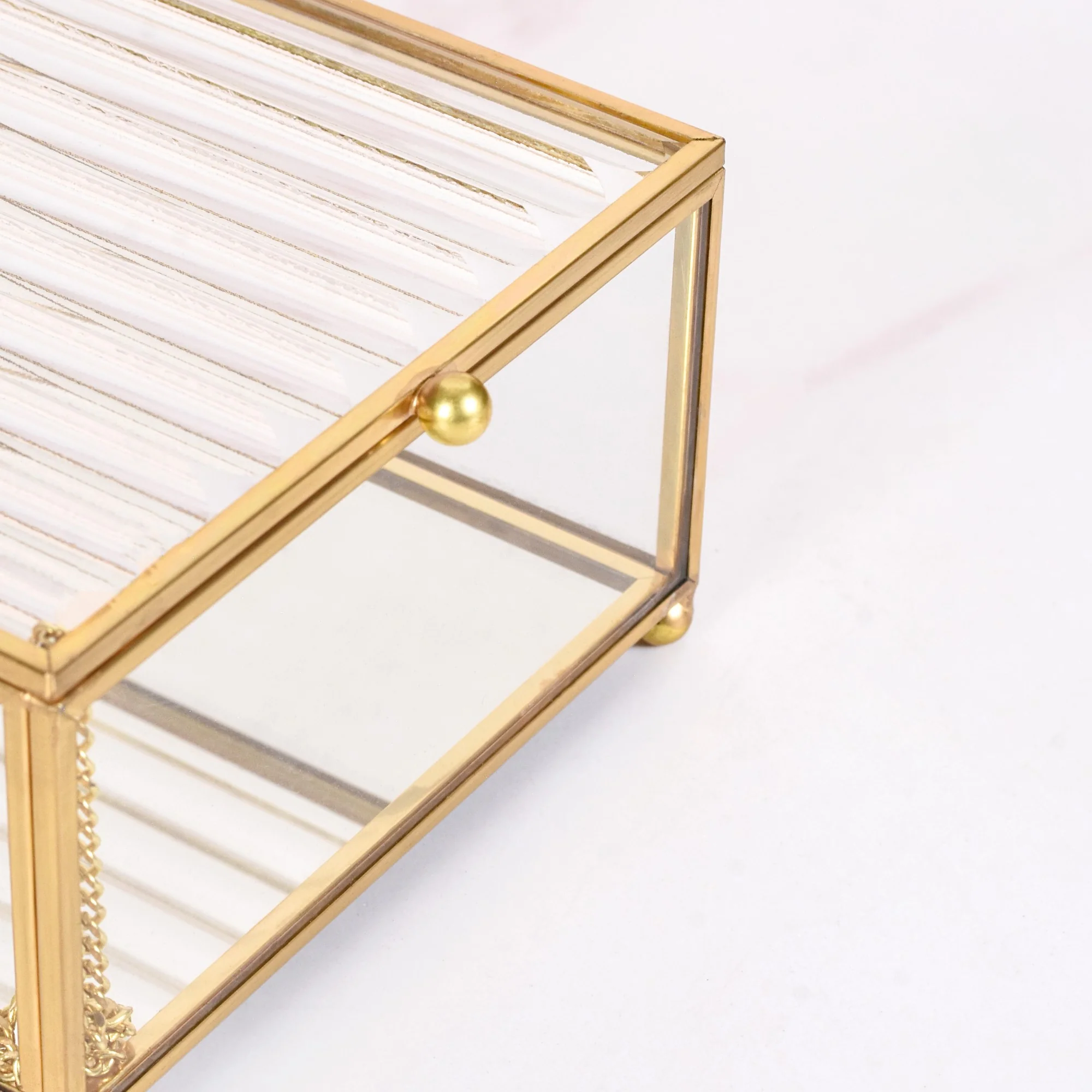 Luxe Fluted Lid Glass Vanity Box - Image 6