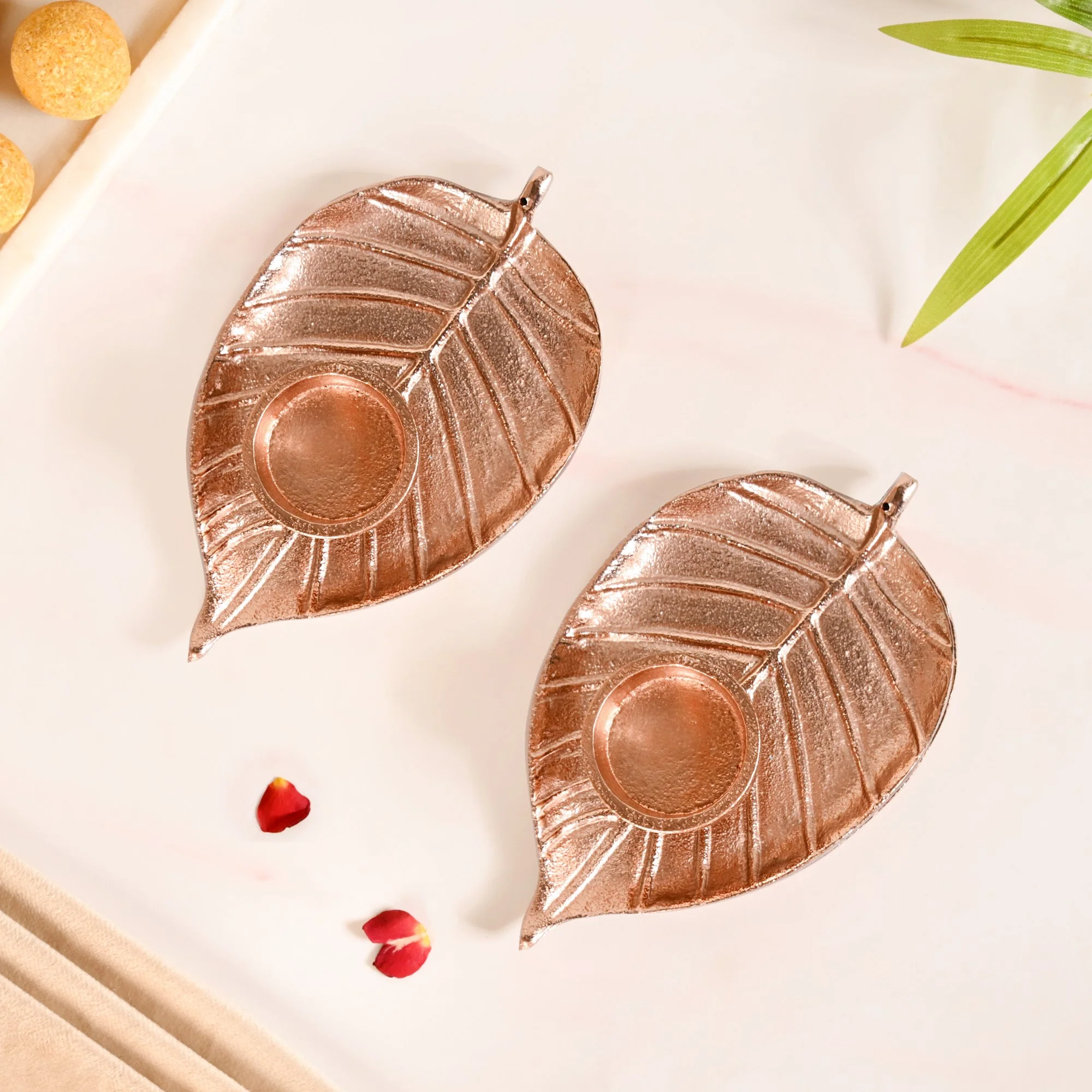 Luxe Metal Leaf Tealight And Incense Holder Set Of 2 In Festive Gift Box - Image 9