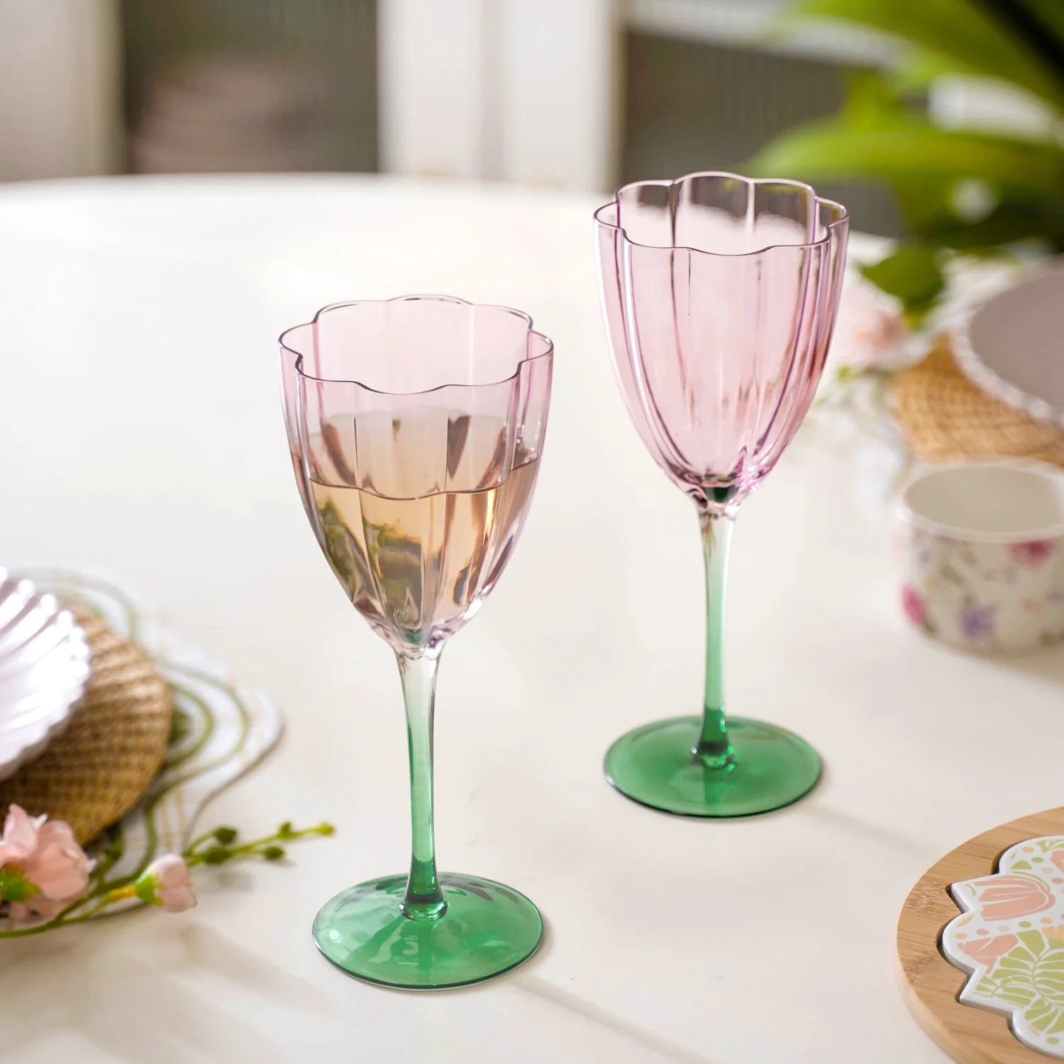 Luxe Tulip Wine Glass Set Of 2 320ml - Image 9