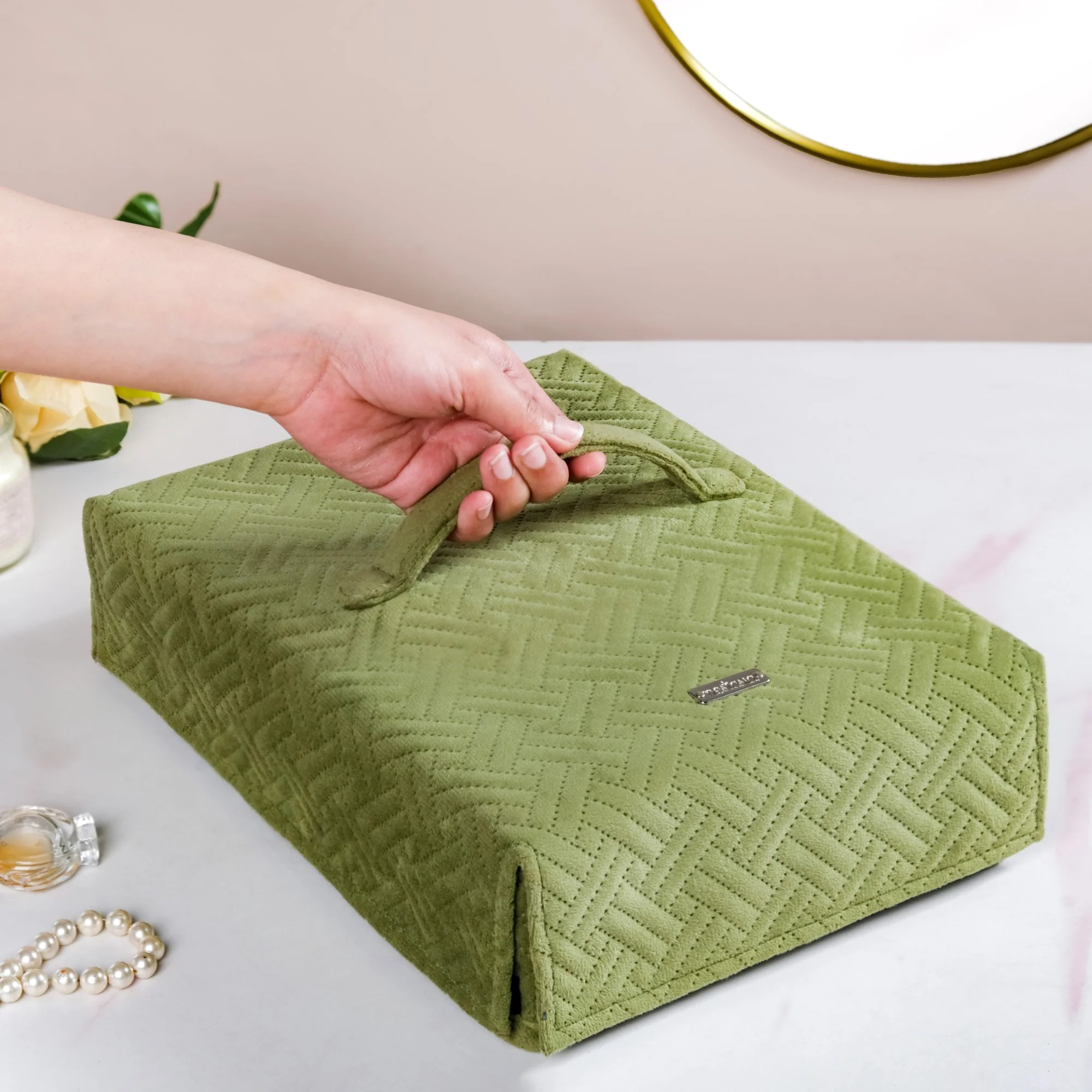 Luxe Velvet Jewellery Organiser Green - Image 3