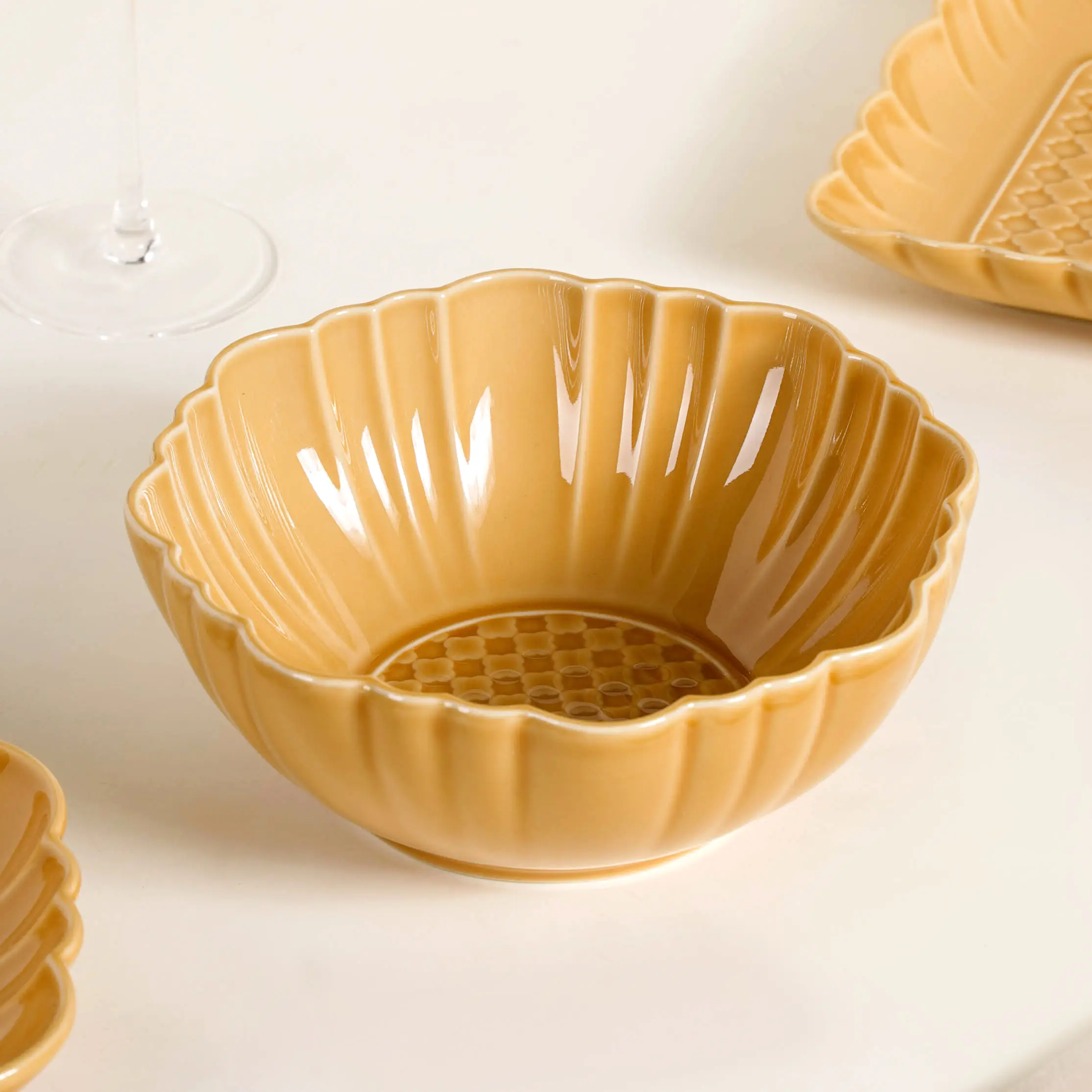 Luxury Texture 28 Piece Dinner Set For 6 Ochre Yellow - Image 10
