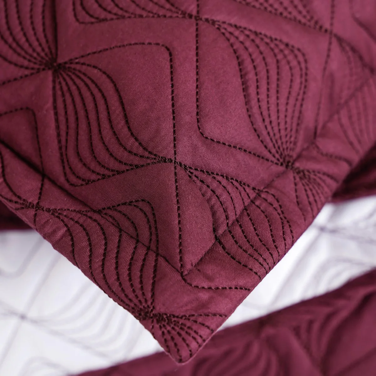 Marsala  Embroidered 210TC Cotton Bed Cover With 2 Pillow Covers - Image 4