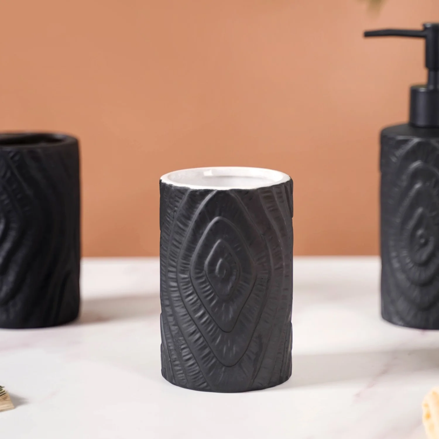 Matte Concentric Texture Design Bath Set Of 3 Black - Image 7