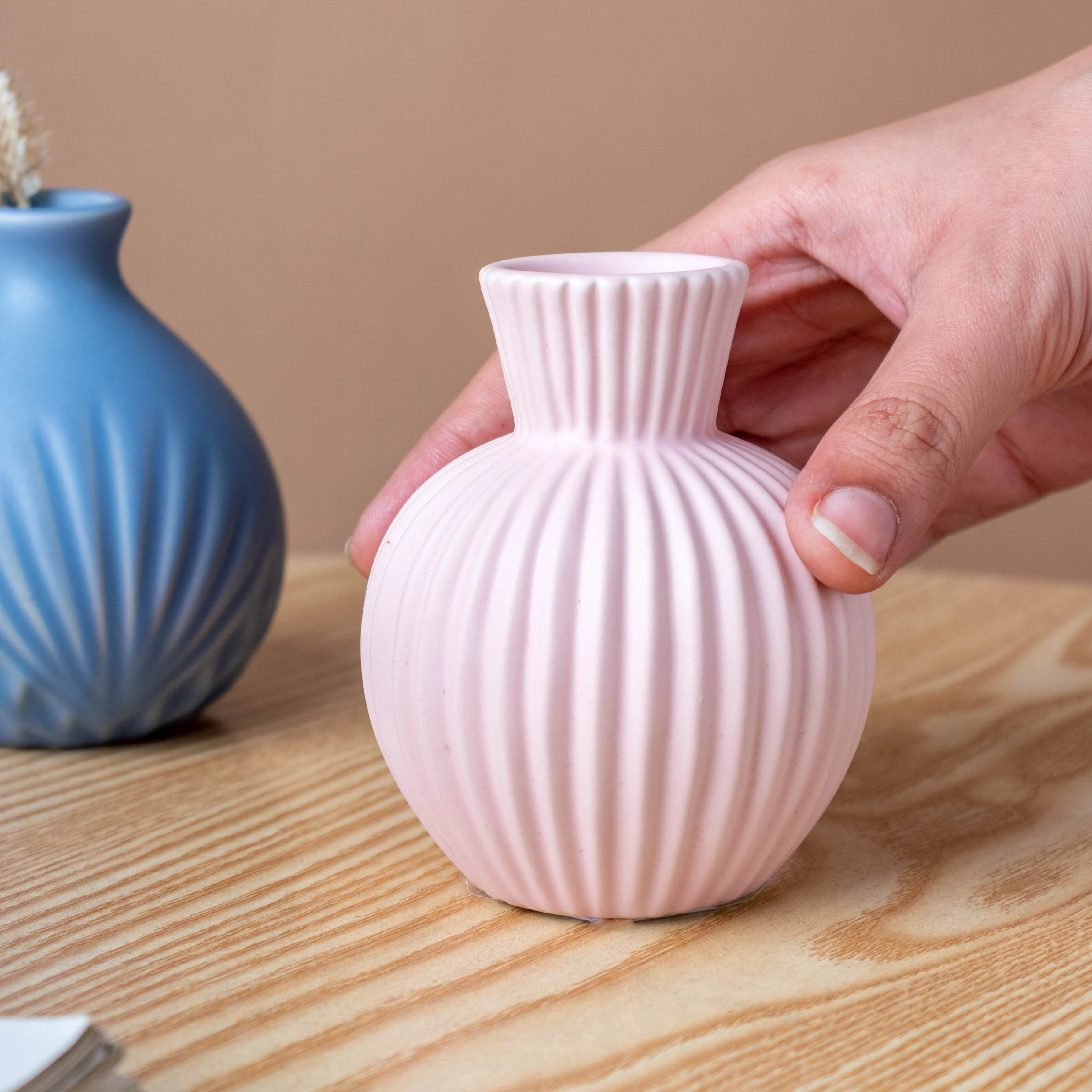 Mini Chromatic Vase - Image 5