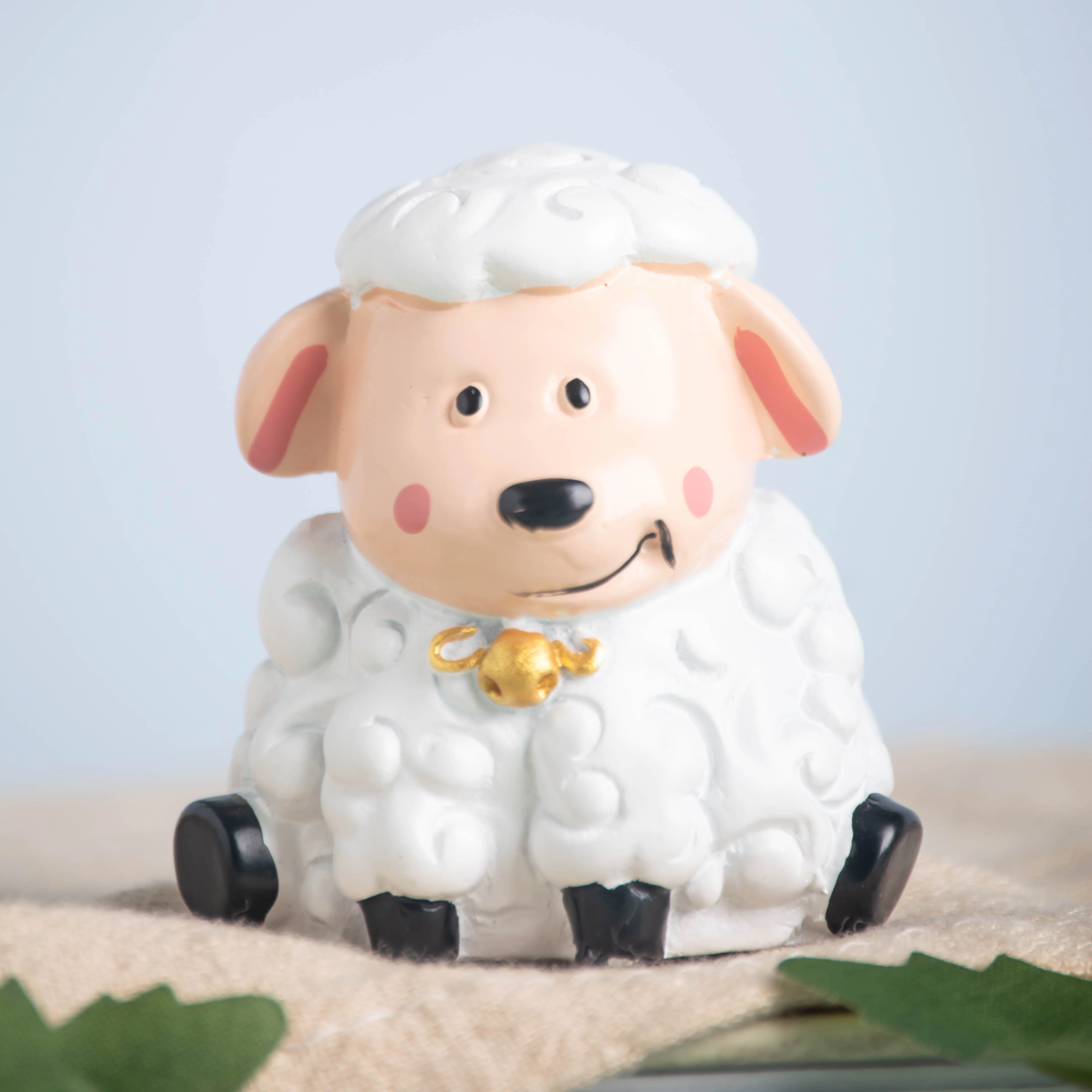 Miniature Farm Animal Showpiece - Image 8