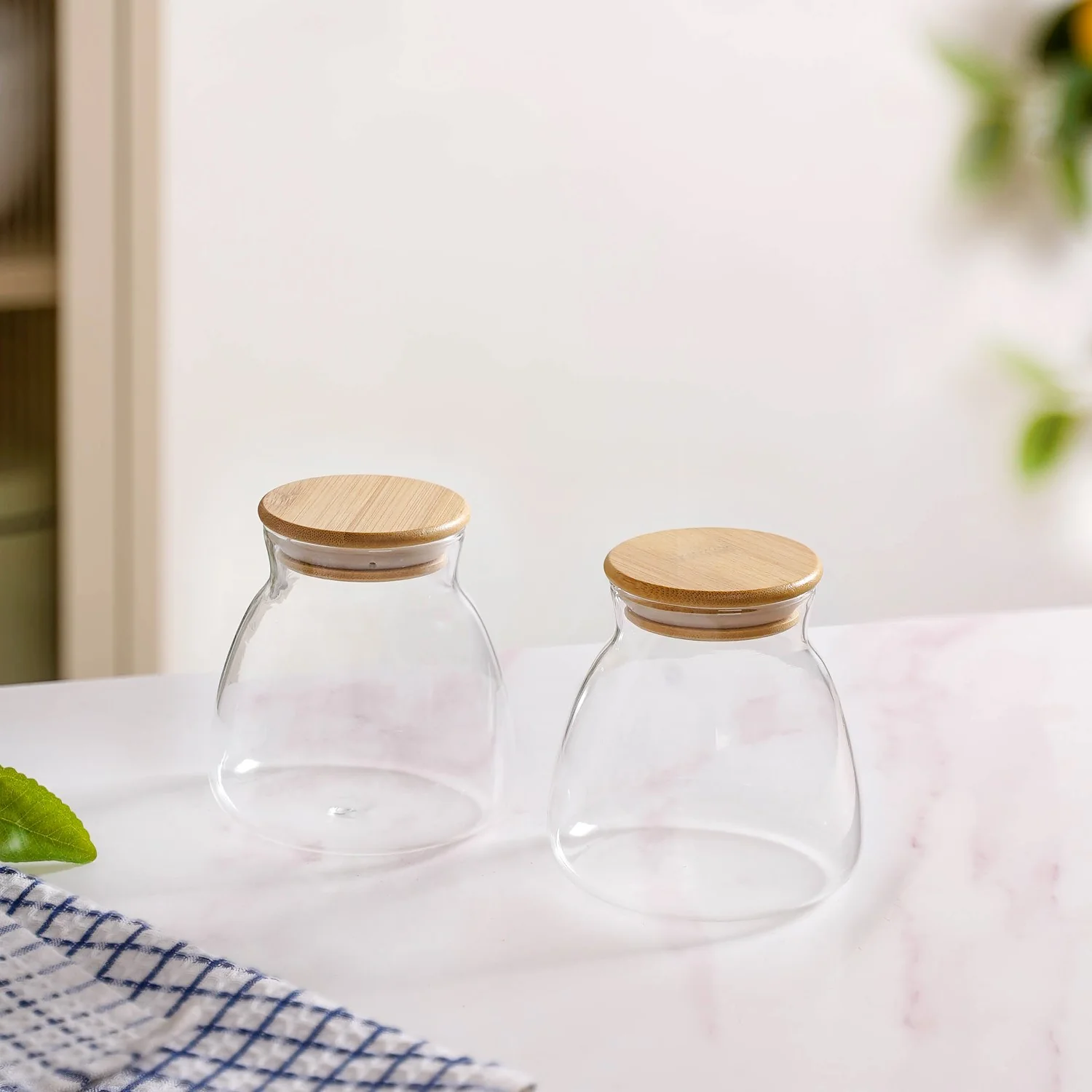 Minimalist Glass Jar With Bamboo Lid Set Of 2 400ml - Image 8