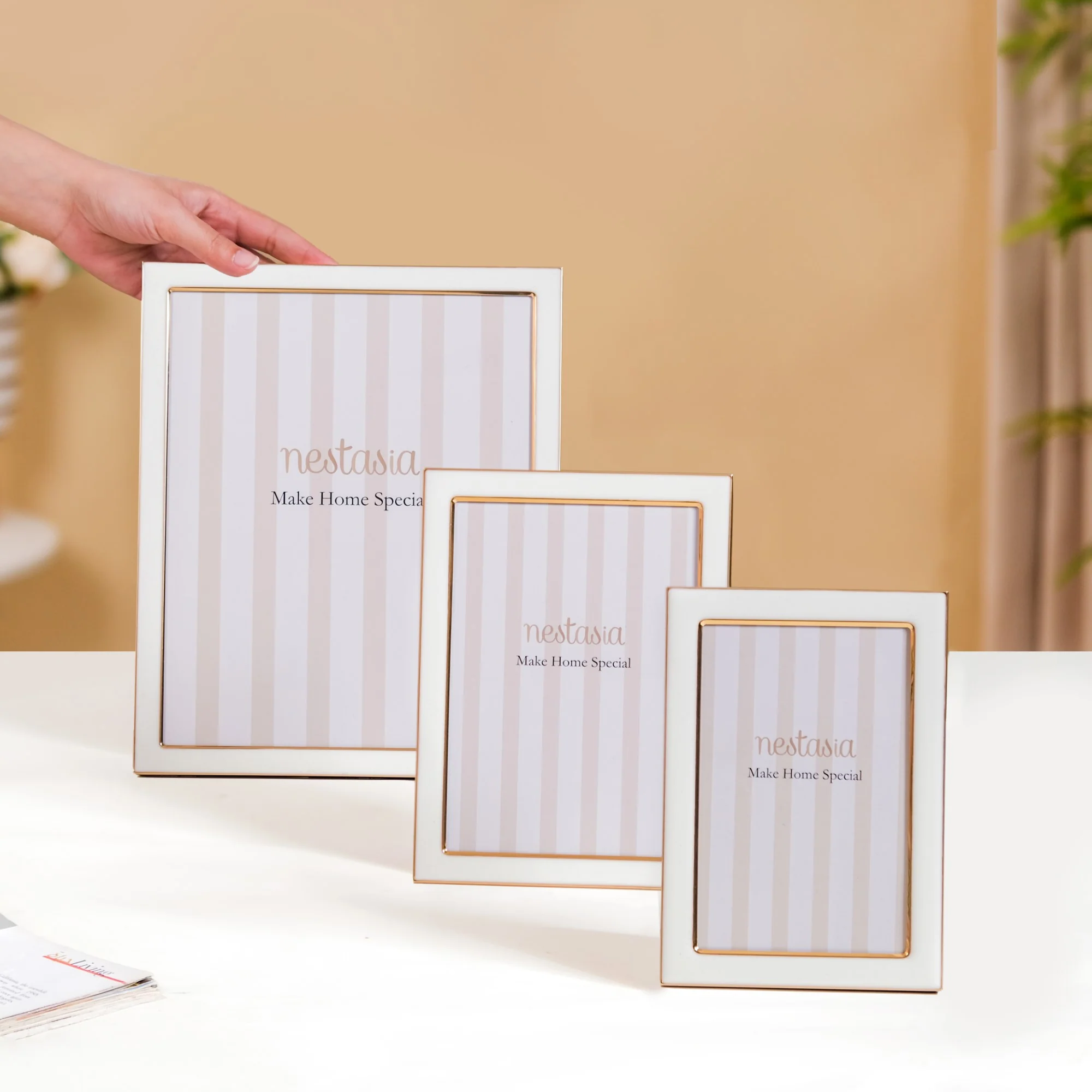 Minimalist Rectangle Photo Frame Set Of 3 White Gold - Image 3