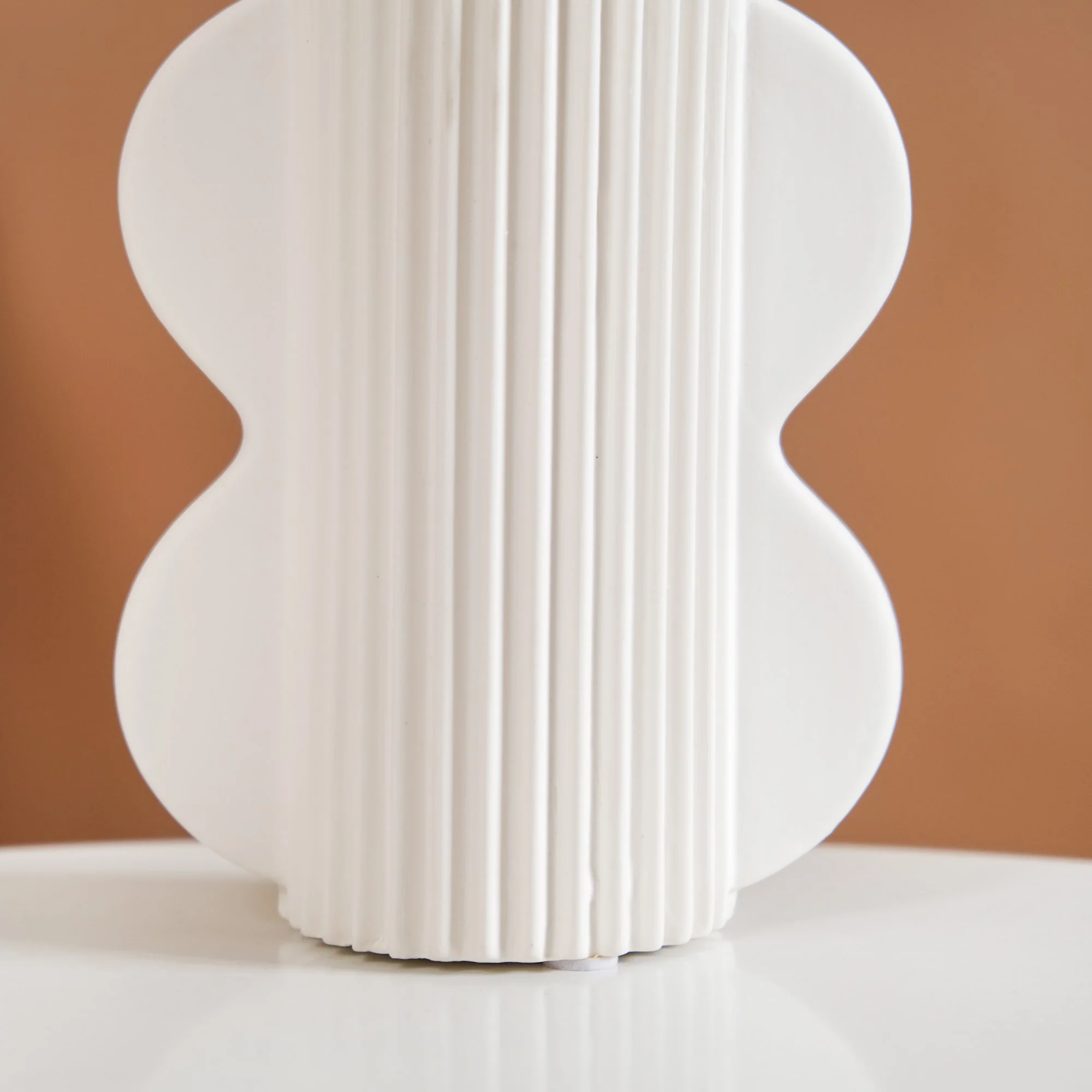 Mod Ceramic Vase With Ears - Image 3