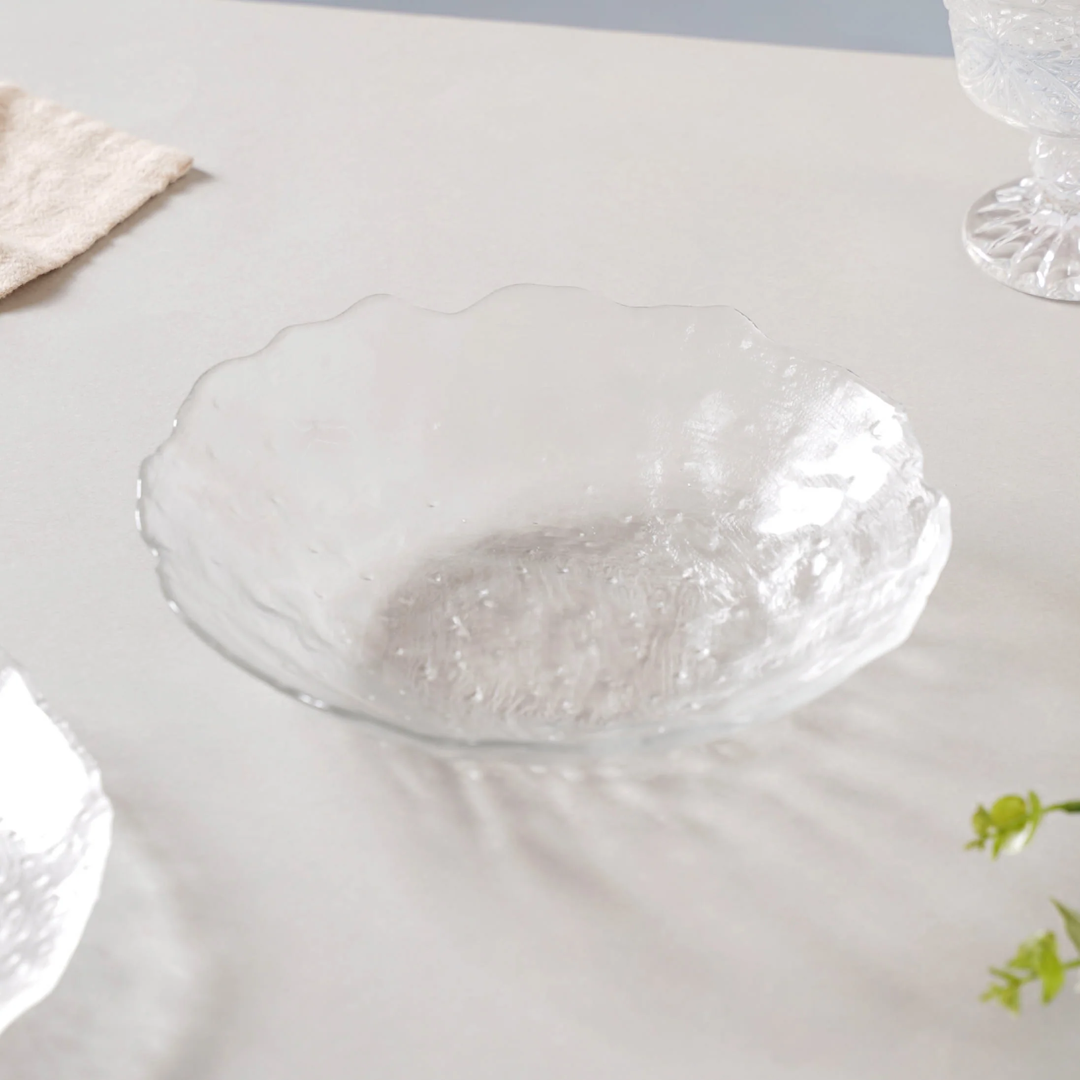 Modern Textured Plate and Bowl Set of 3 - Image 8