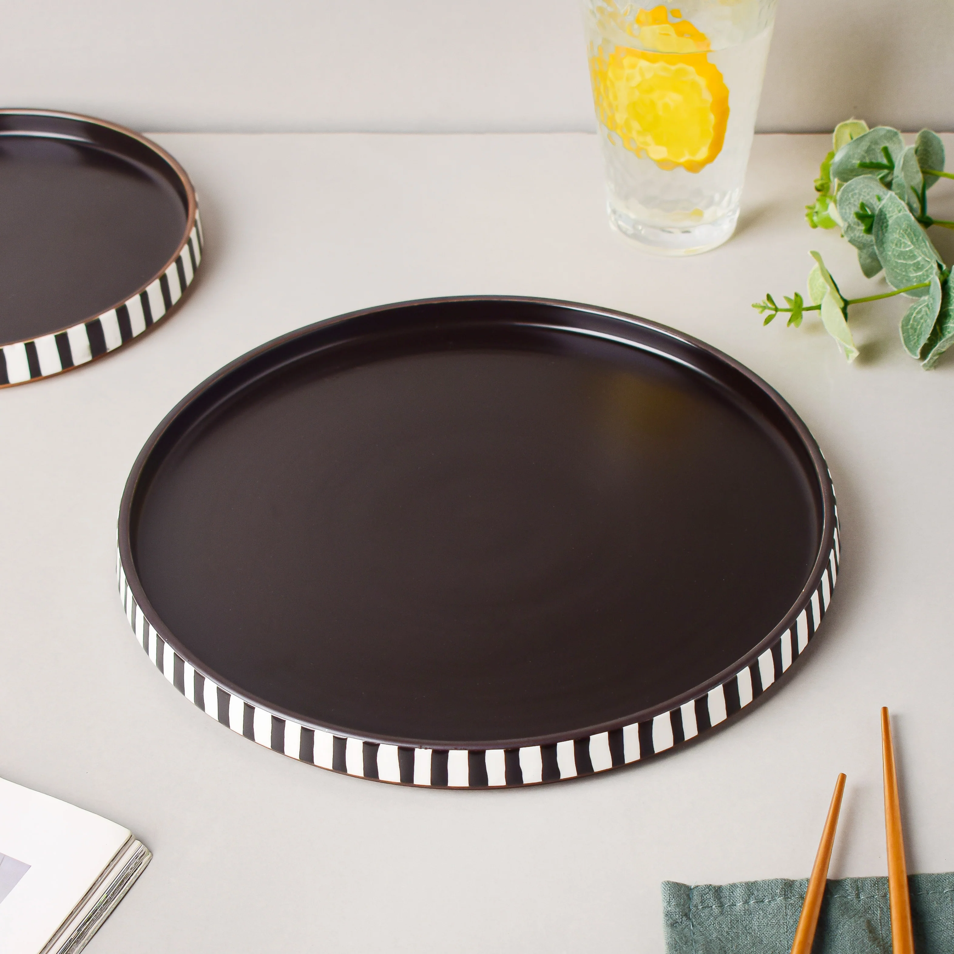Monochrome Black And White Dinner Plate 9.5 Inch - Image 2