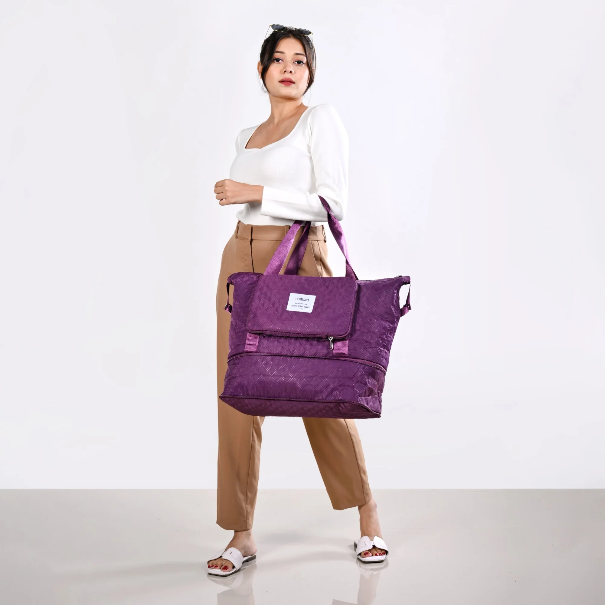 Montara Chic Foldable Expandable Travel Bag Wine Magenta - Image 2