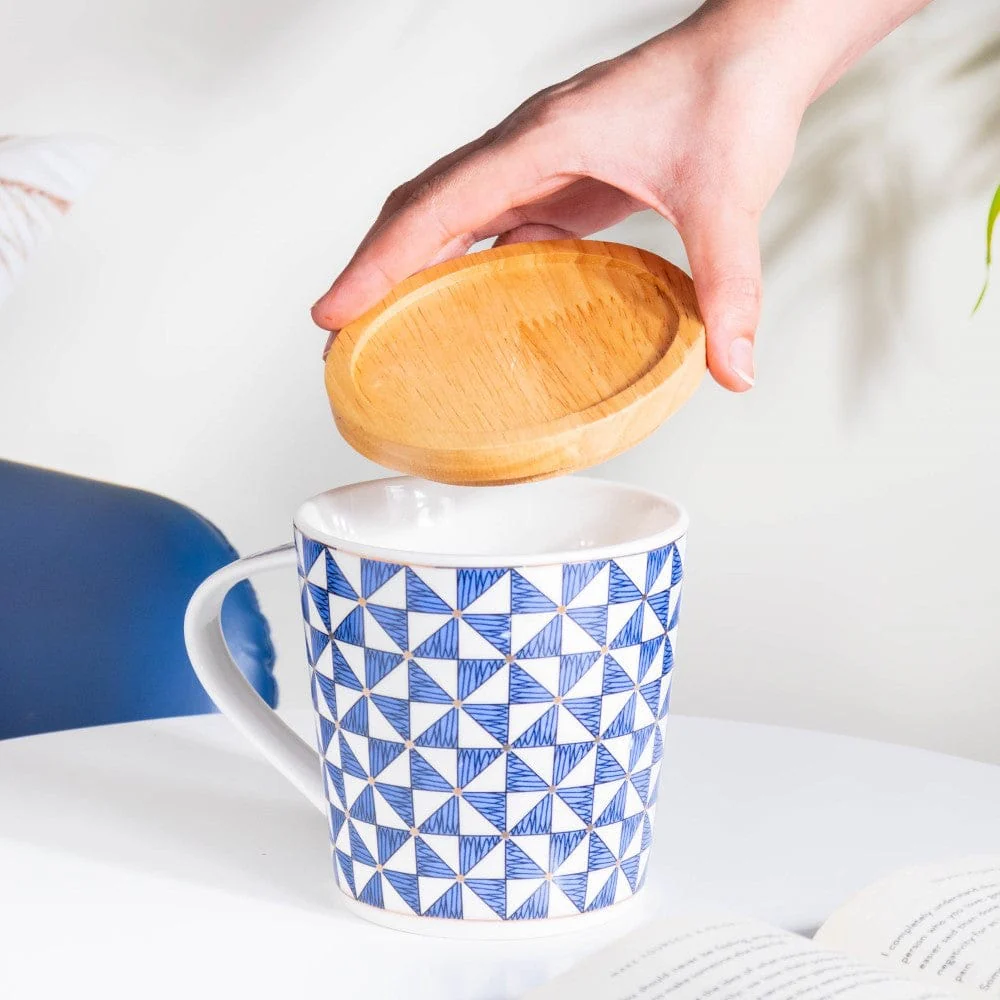 Mosaic Mug With Wooden Lid Blue White Large 500 ml - Image 2