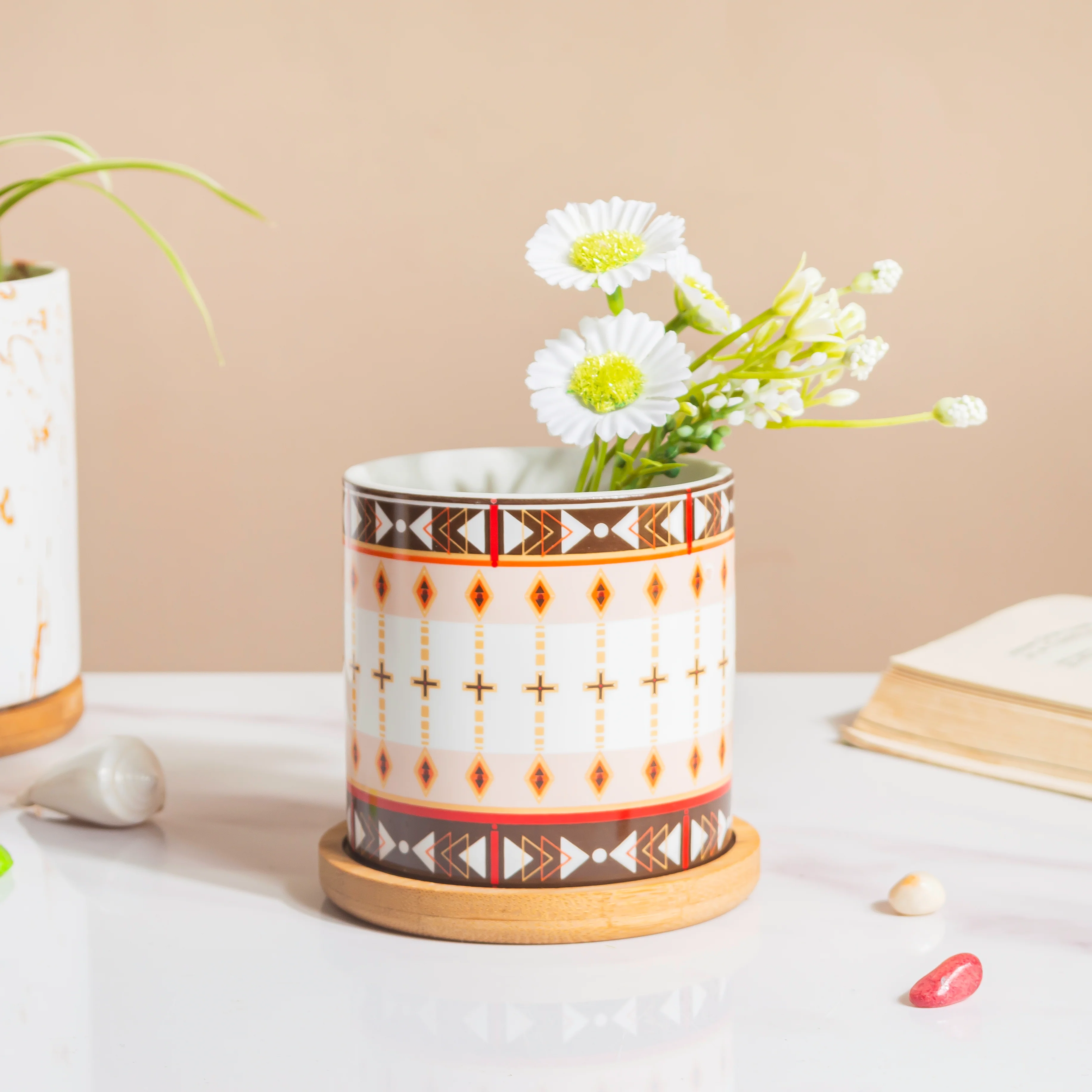 Noor Art Orange and Brown Planter With Wooden Coaster - Image 2
