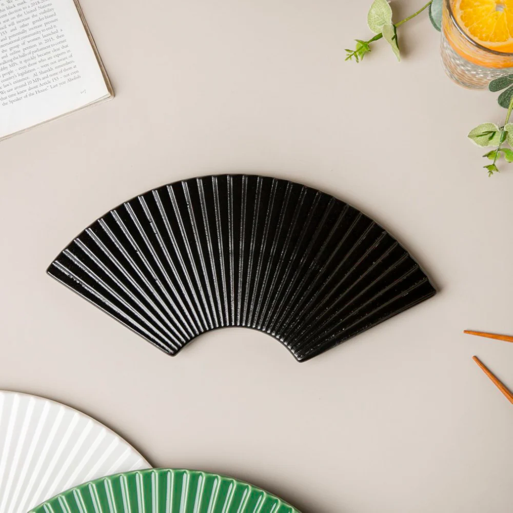 Ogi Fan Ceramic Platter Black - Image 3