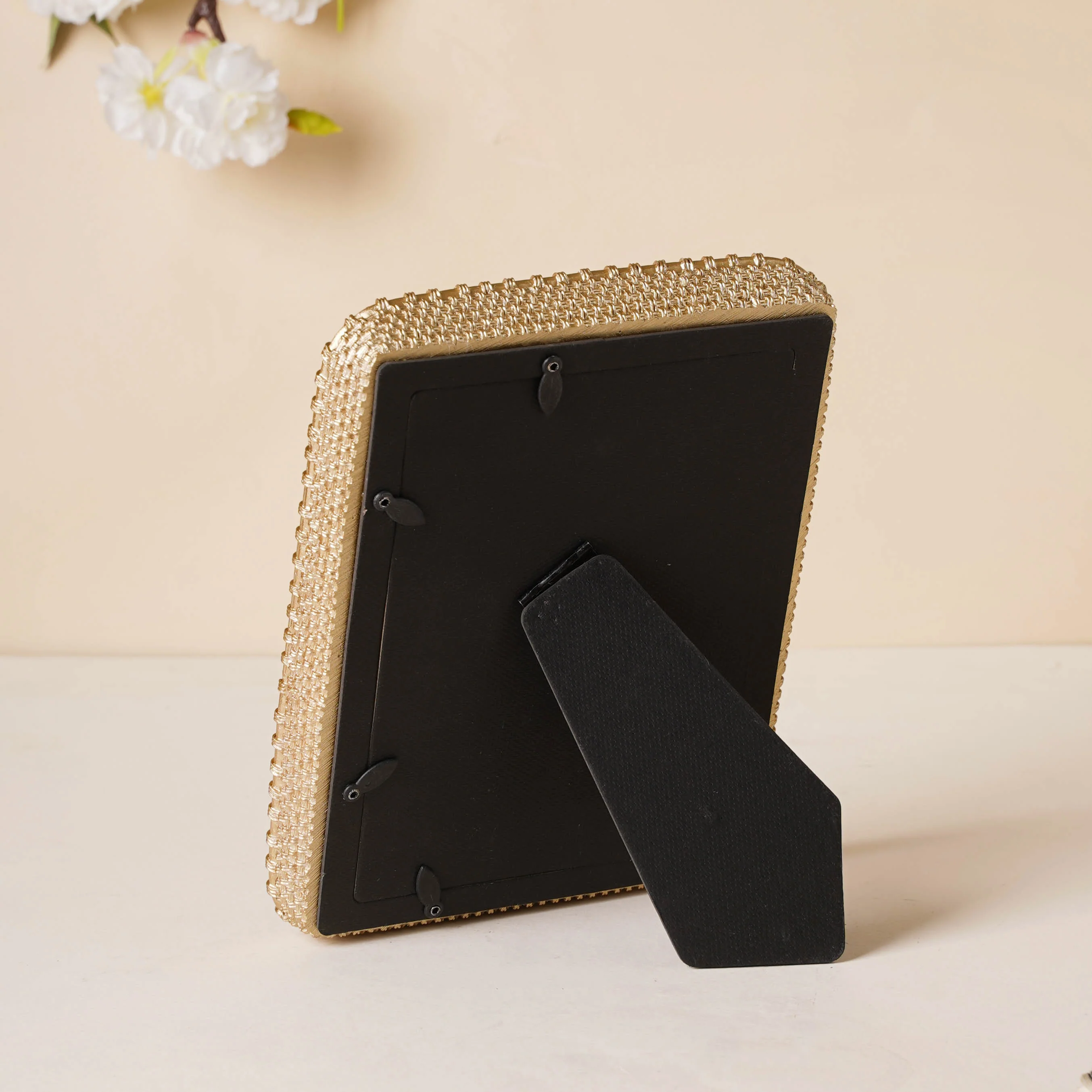 Gold Basket Photo Frame - Image 11