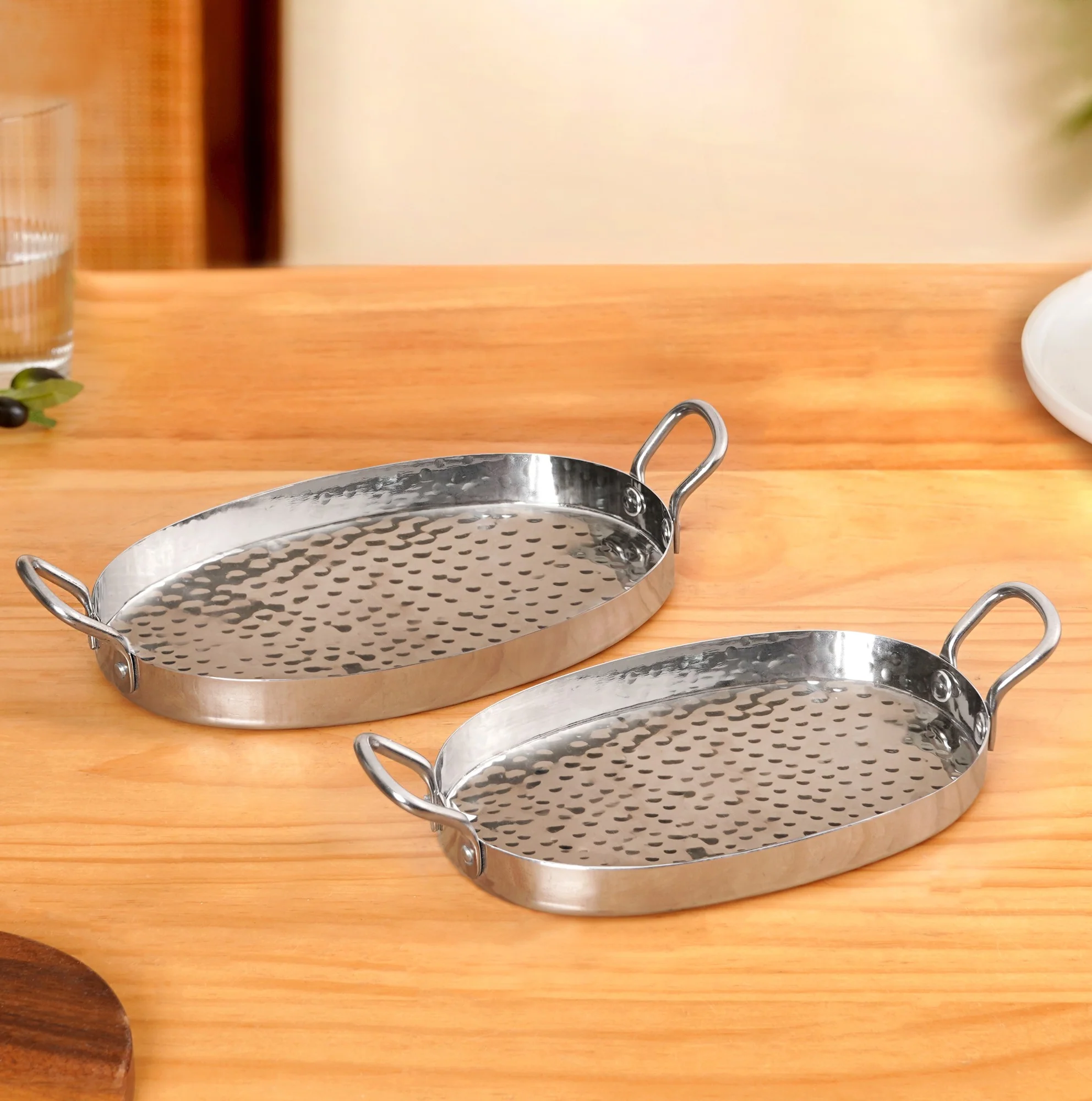 Oval Hammered Stainless Steel Serveware Set Of 2