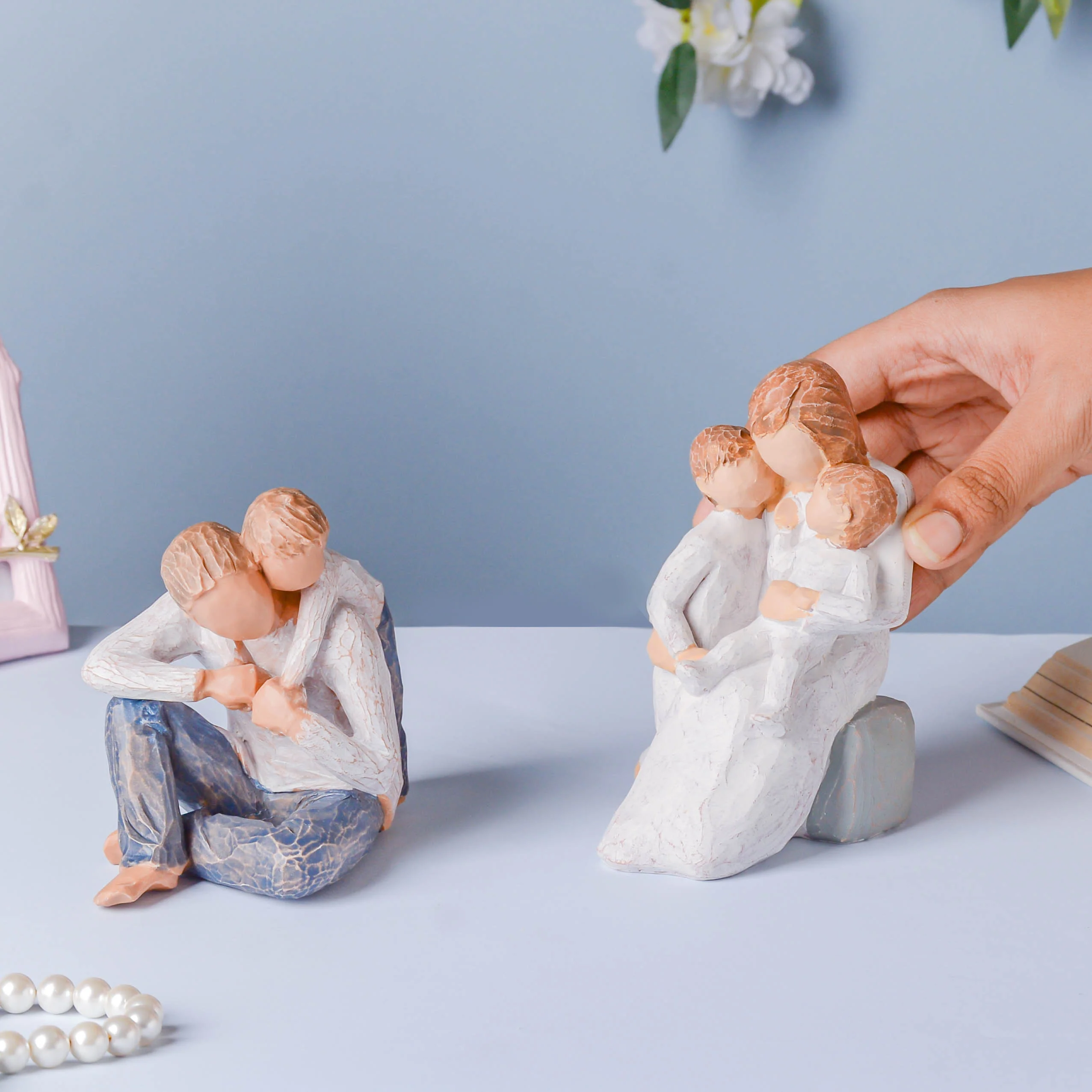 Parent and Child Showpiece - Image 2