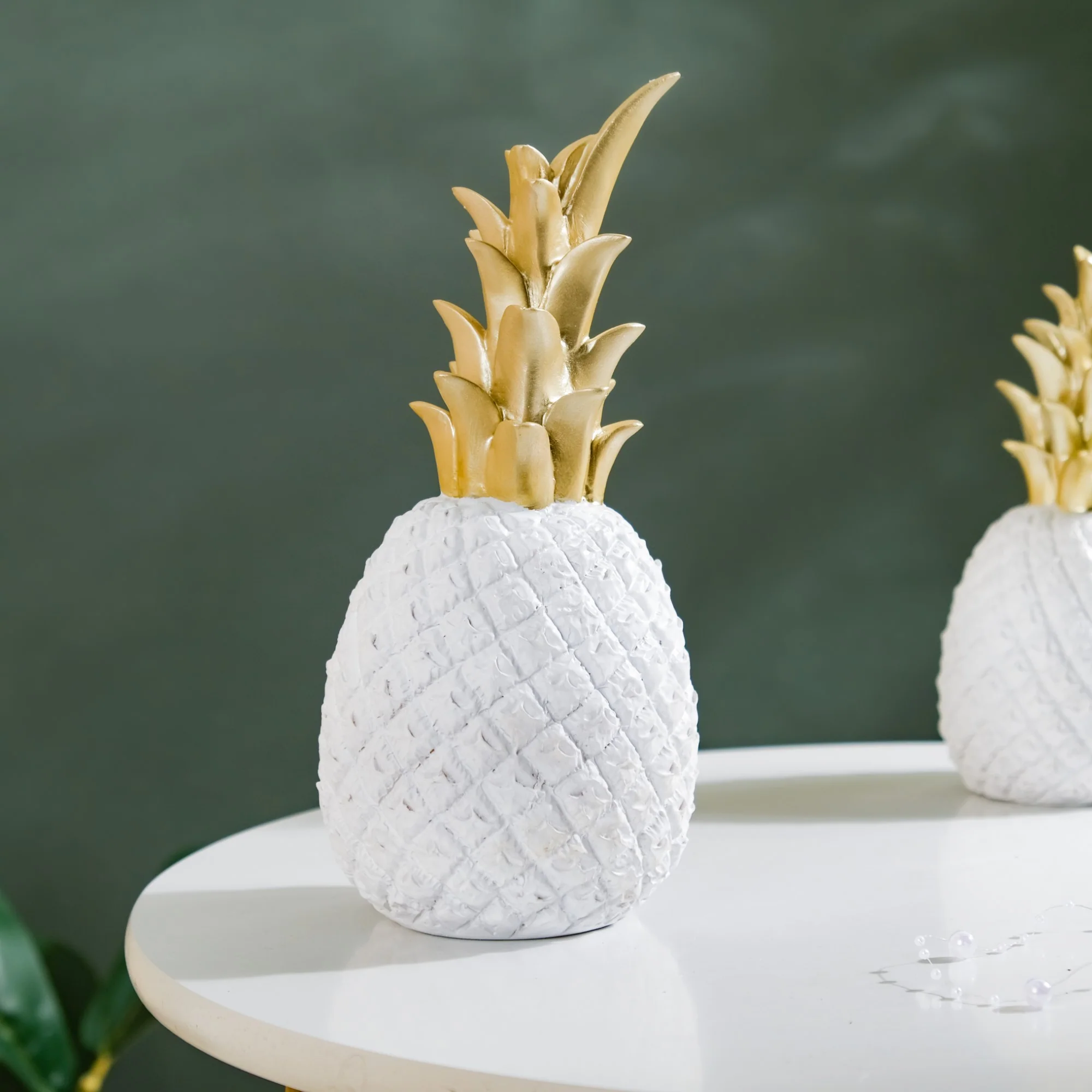 Pineapple Decor White Large