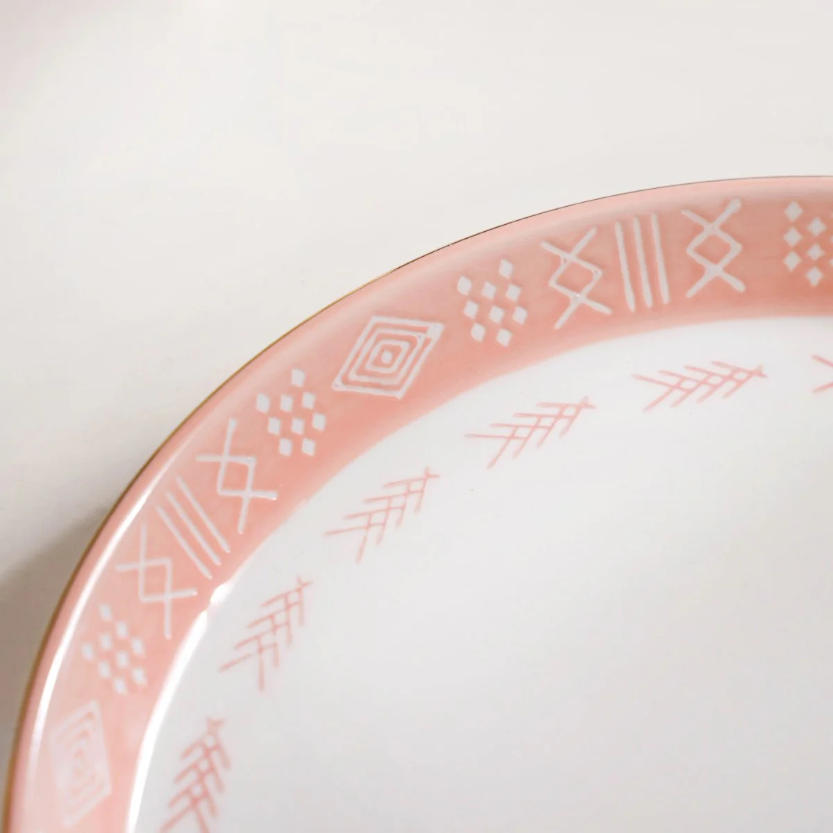 Pink Azo Dinner Plate Set Of 4 10 Inch - Image 8