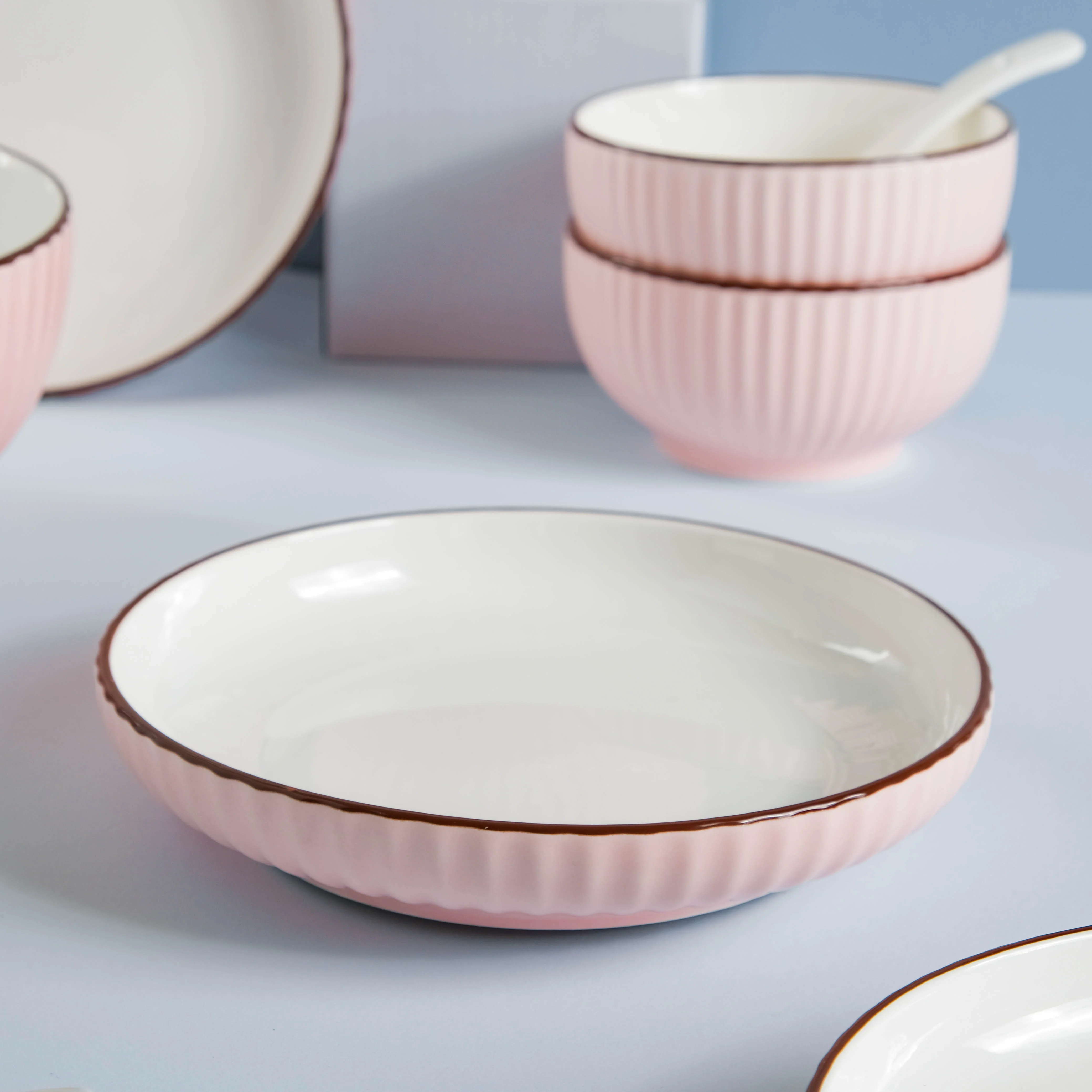 Pink Blossom 18 Piece Pasta Set For 4 - Image 17