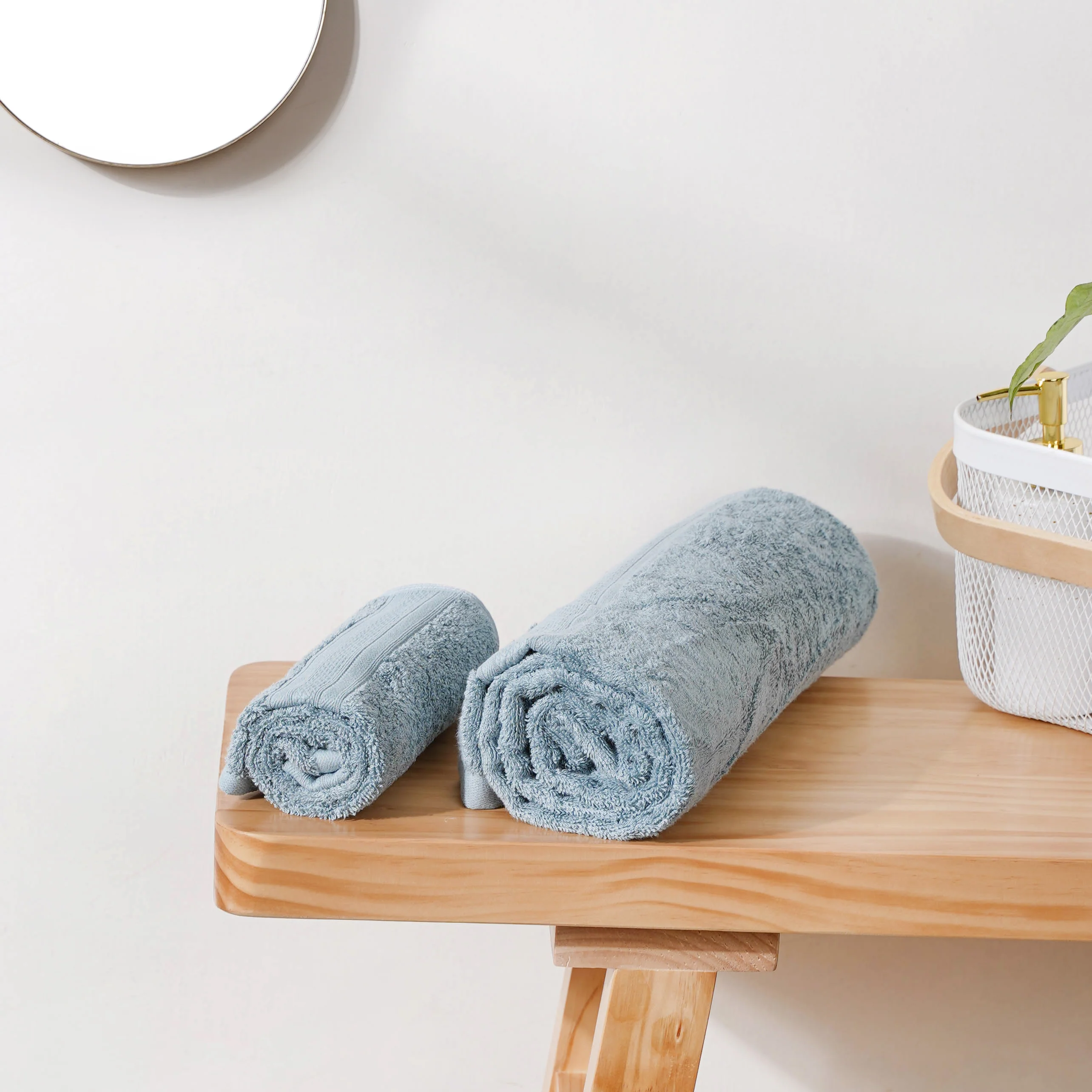 Plushy Bamboo Towel Set of 2 Blue - Image 8